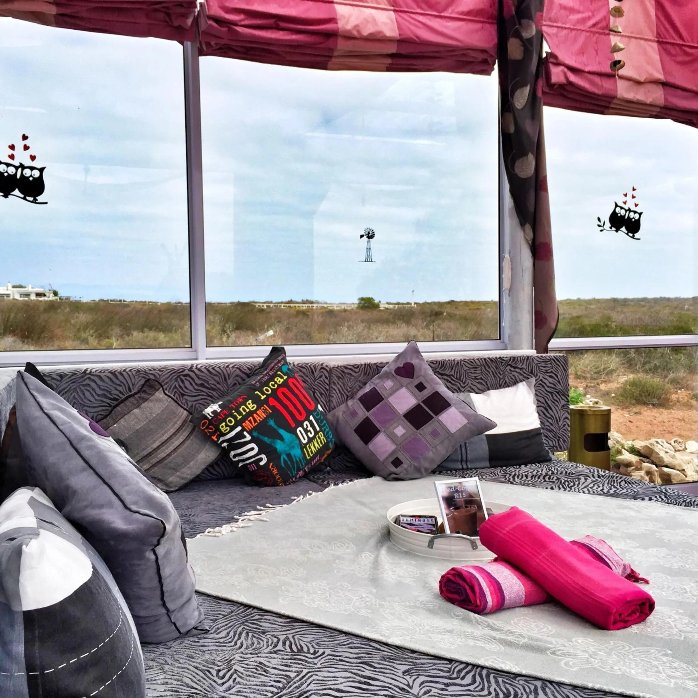 Balcony/Terrace in Farr Out Guest House