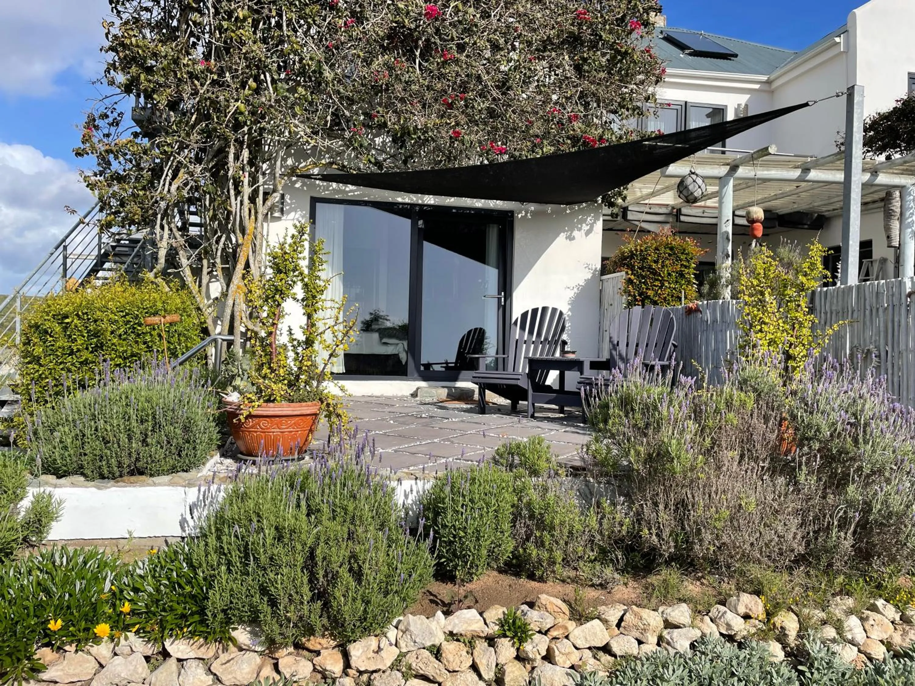 Balcony/Terrace in Farr Out Guest House