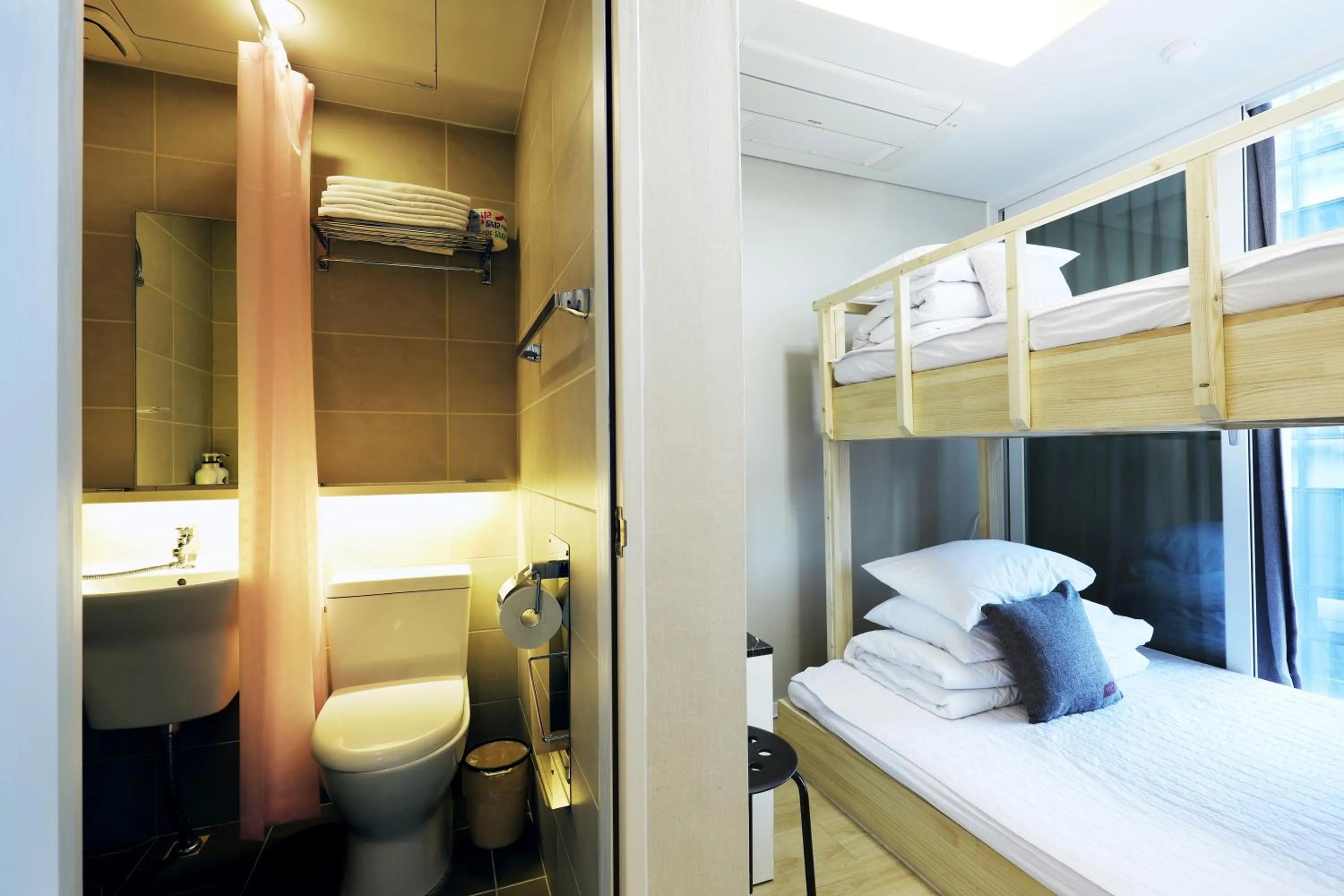 bunk bed, Bed in STAY7 Myeongdong