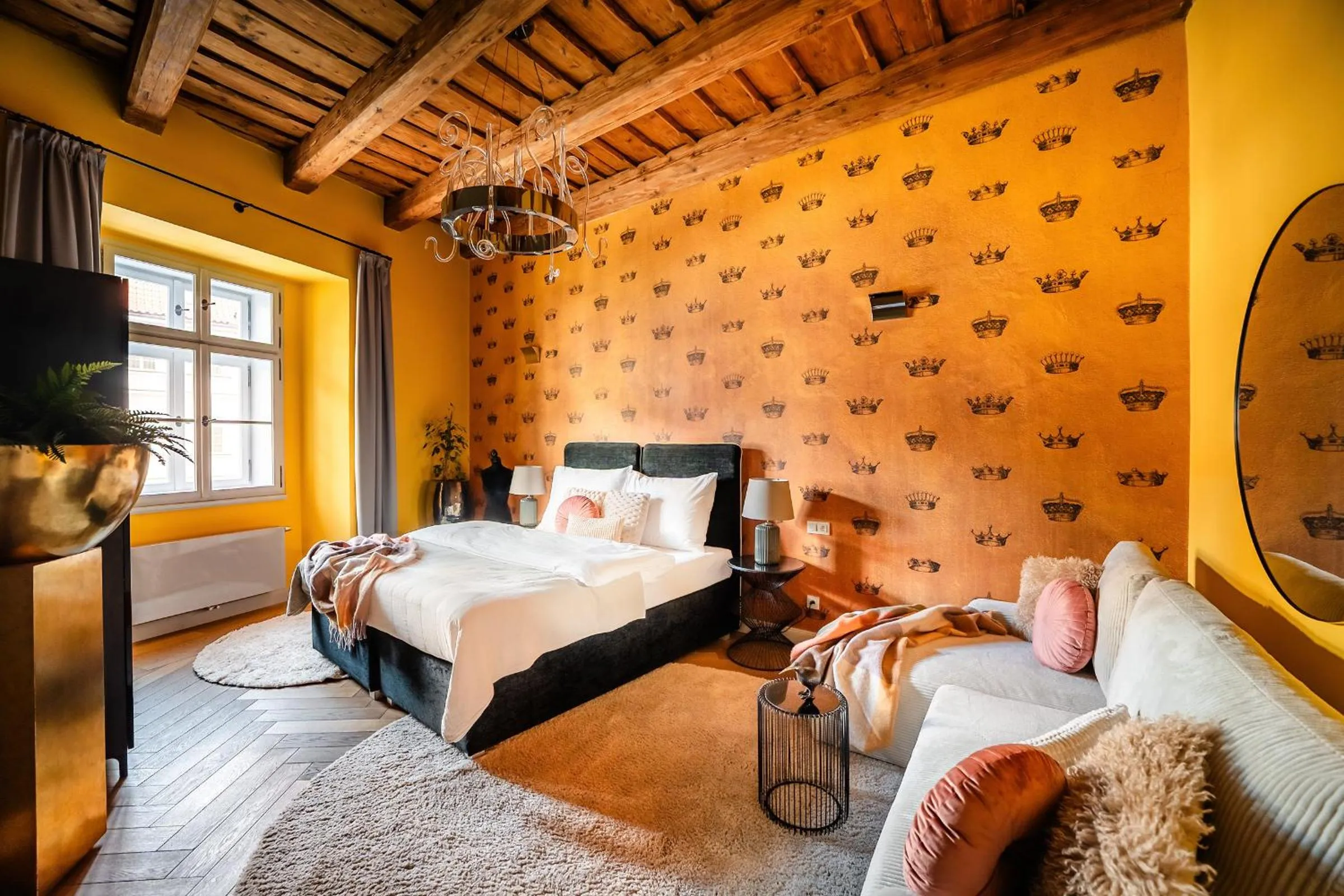 Bed in Old Royal Post Boutique Hotel & Premium Suites