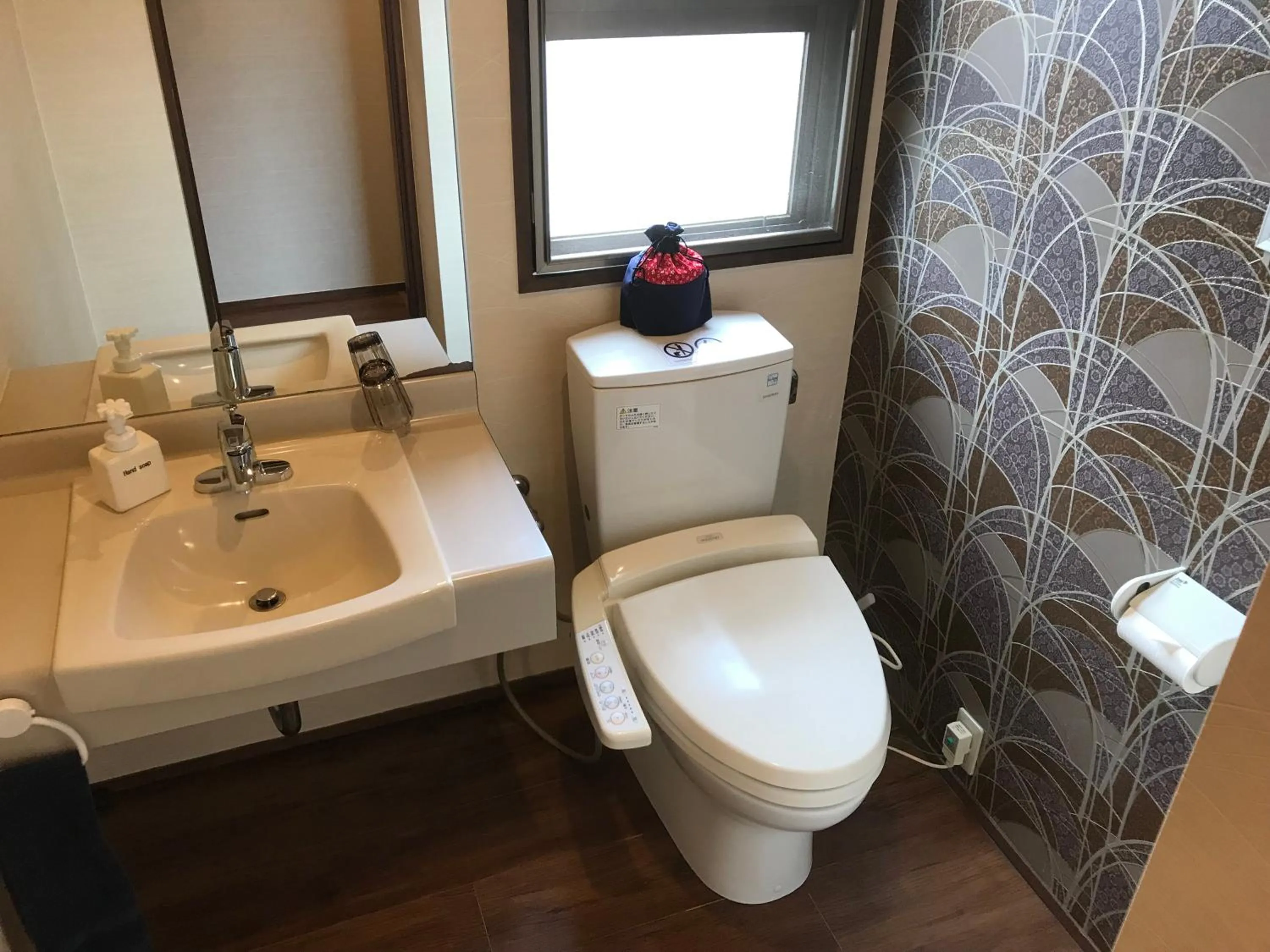 Toilet in K's House Hostels - Hakone Yumoto Onsen