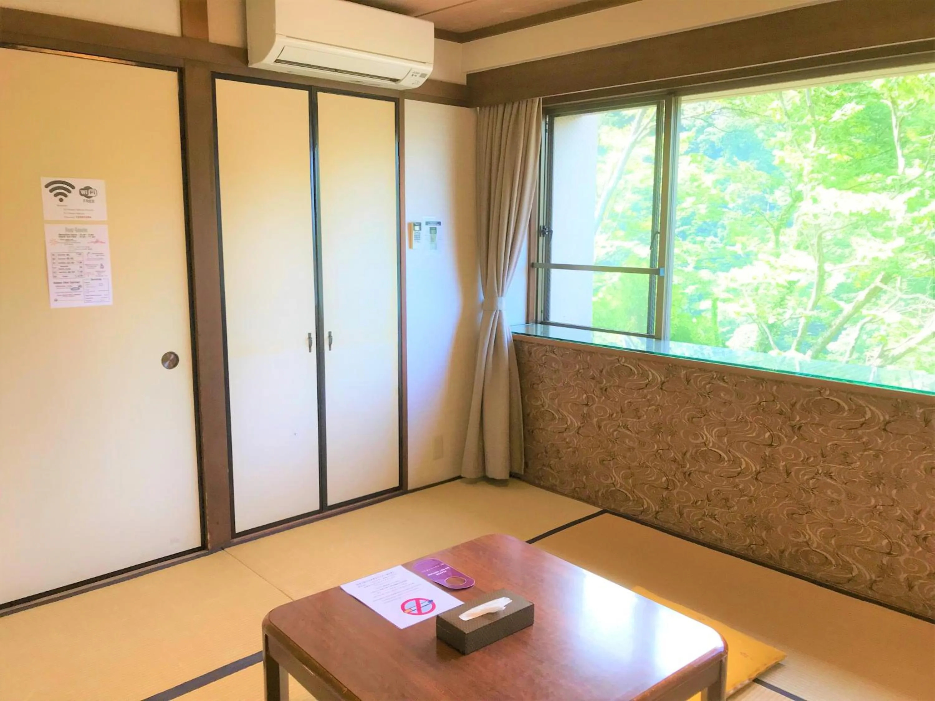 Photo of the whole room in K's House Hostels - Hakone Yumoto Onsen
