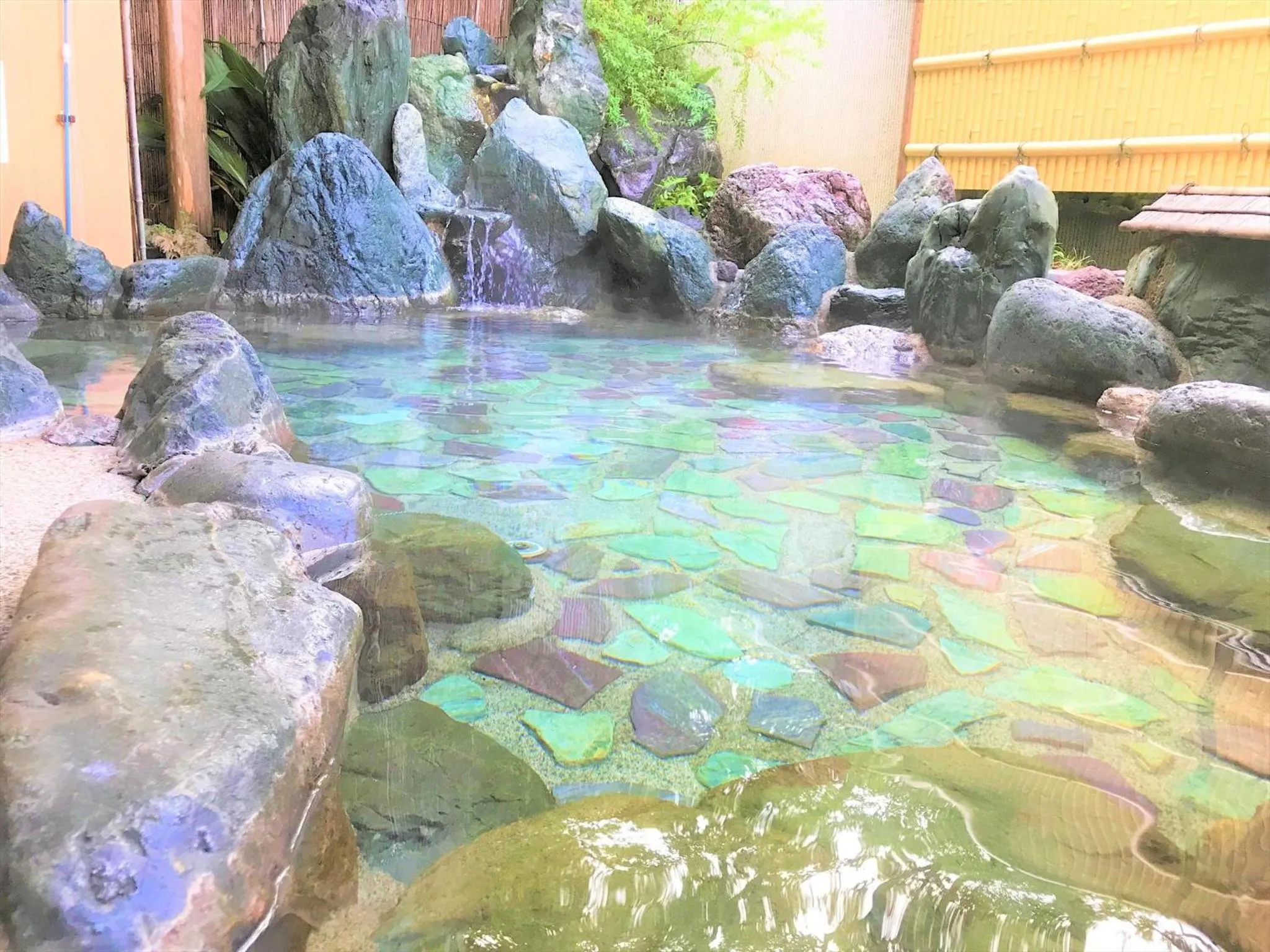 Hot Spring Bath in K's House Hostels - Hakone Yumoto Onsen
