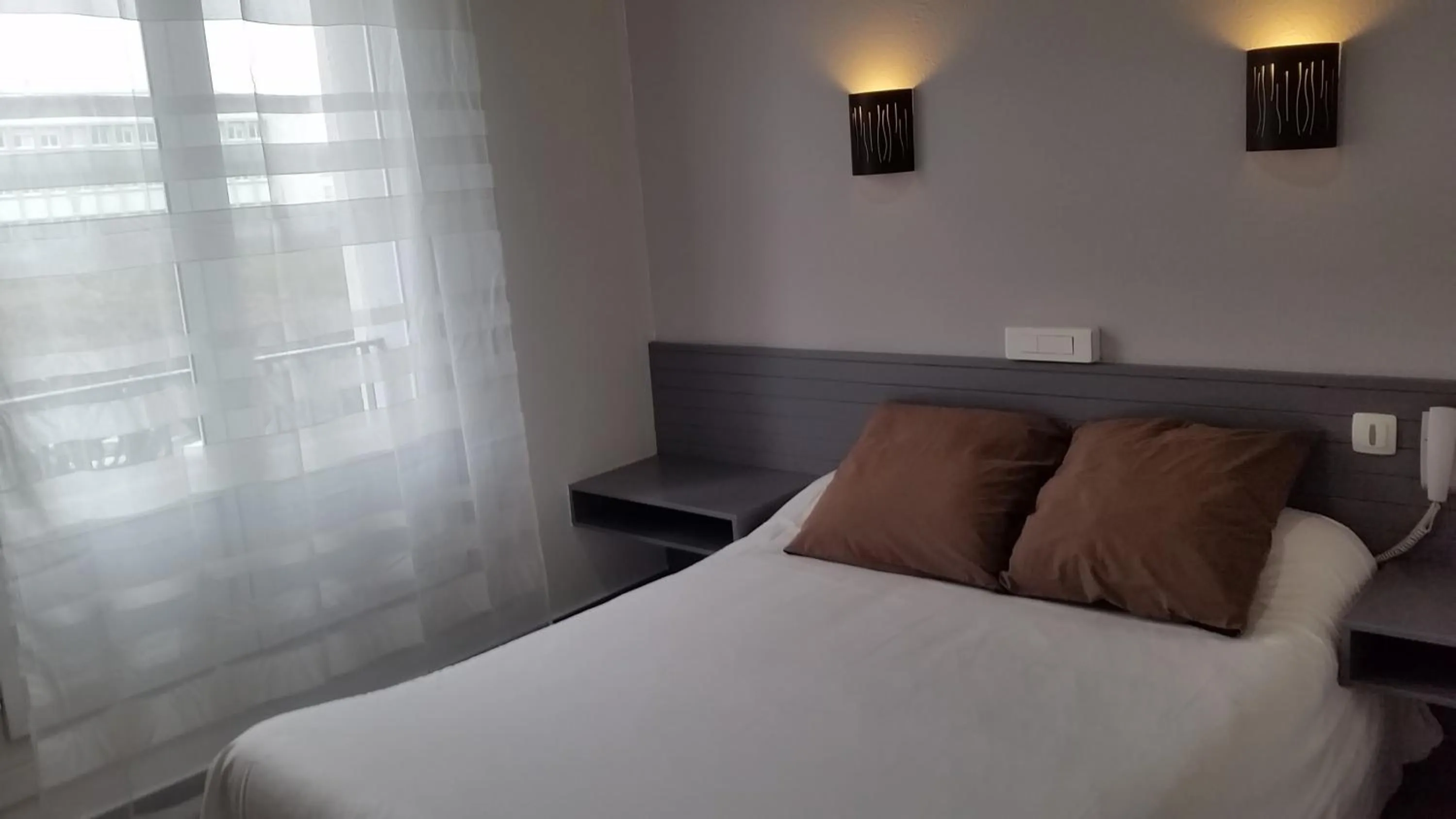 Photo of the whole room, Bed in Le Pasteur