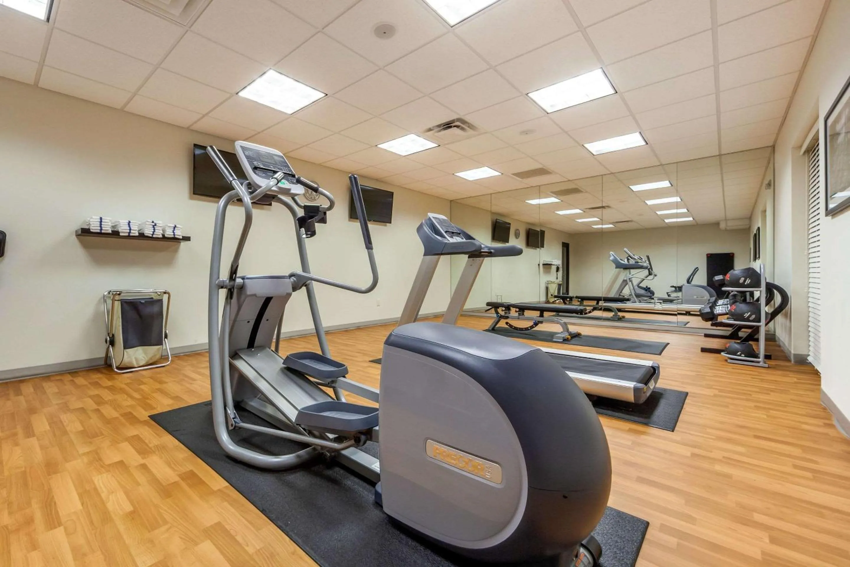 Fitness centre/facilities in Sleep Inn & Suites Lincoln University Area