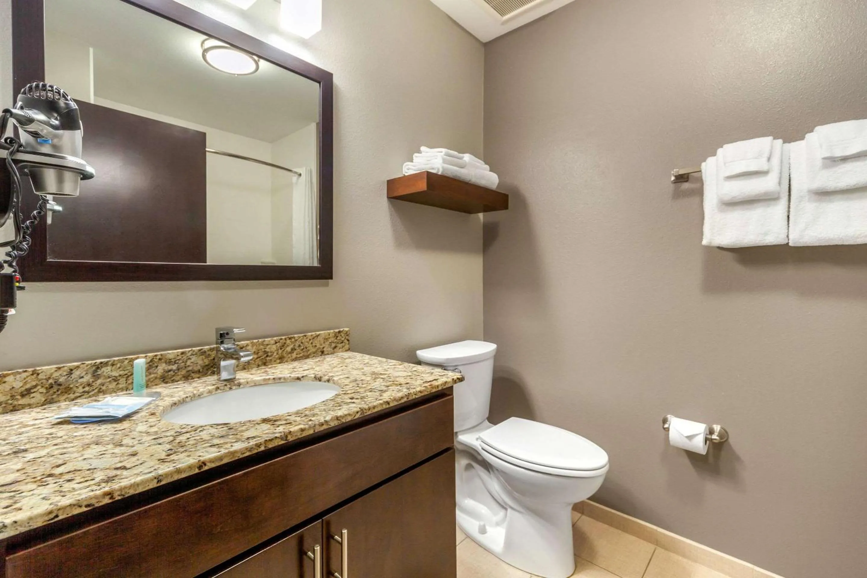 Bedroom in MainStay Suites Lincoln University Area