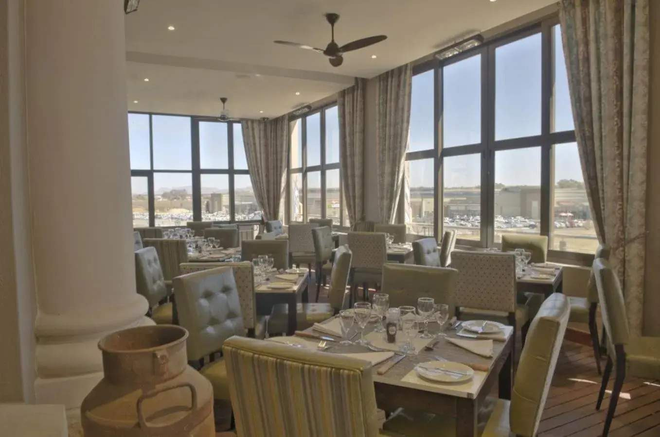 Restaurant/places to eat in Peermont Metcourt at Frontier, Bethlehem Restaurant/places to eat in Peermont Metcourt at Frontier, Bethlehem