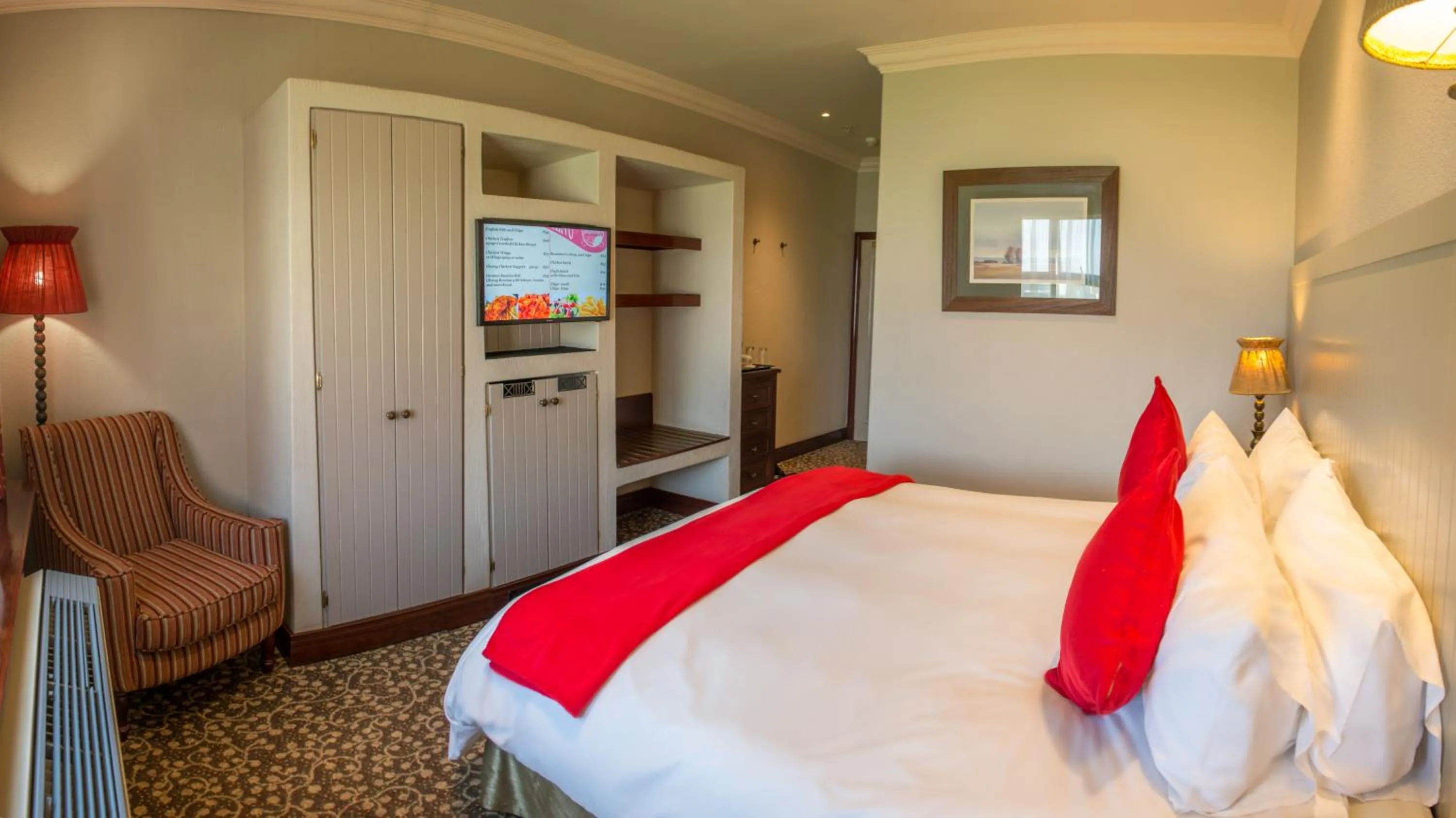 Photo of the whole room, Bed in Peermont Metcourt at Frontier, Bethlehem