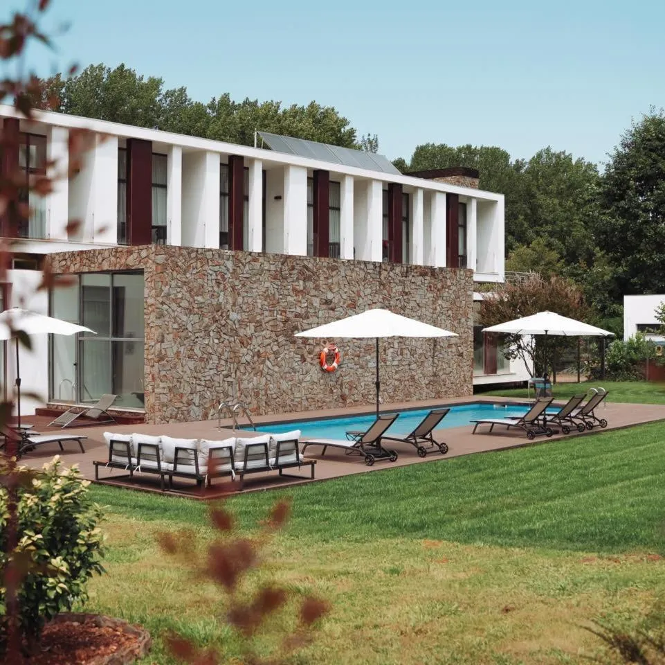 Swimming pool in Hotel Parque Serra da Lousã