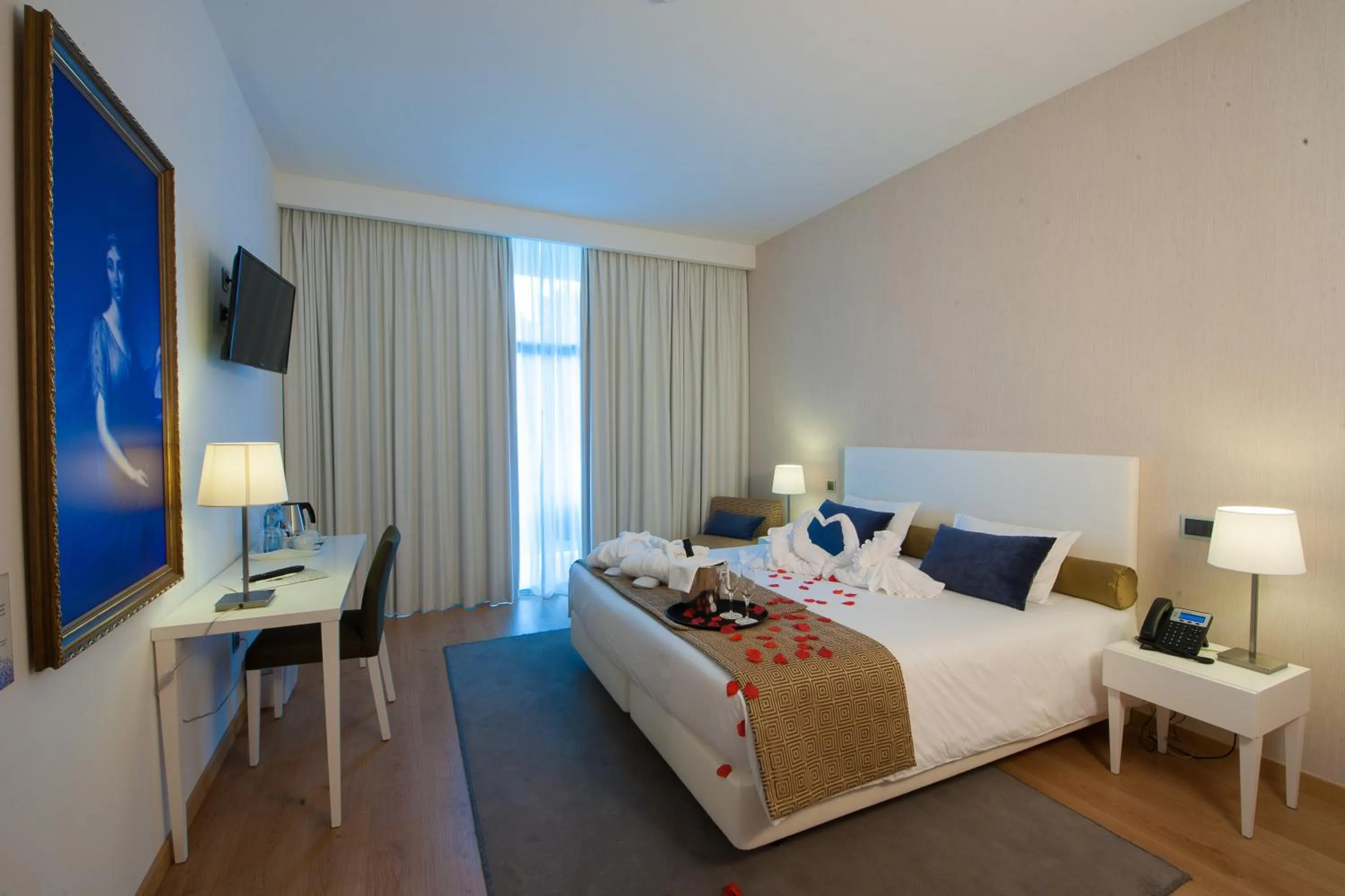 Photo of the whole room, Bed in Hotel Parque Serra da Lousã