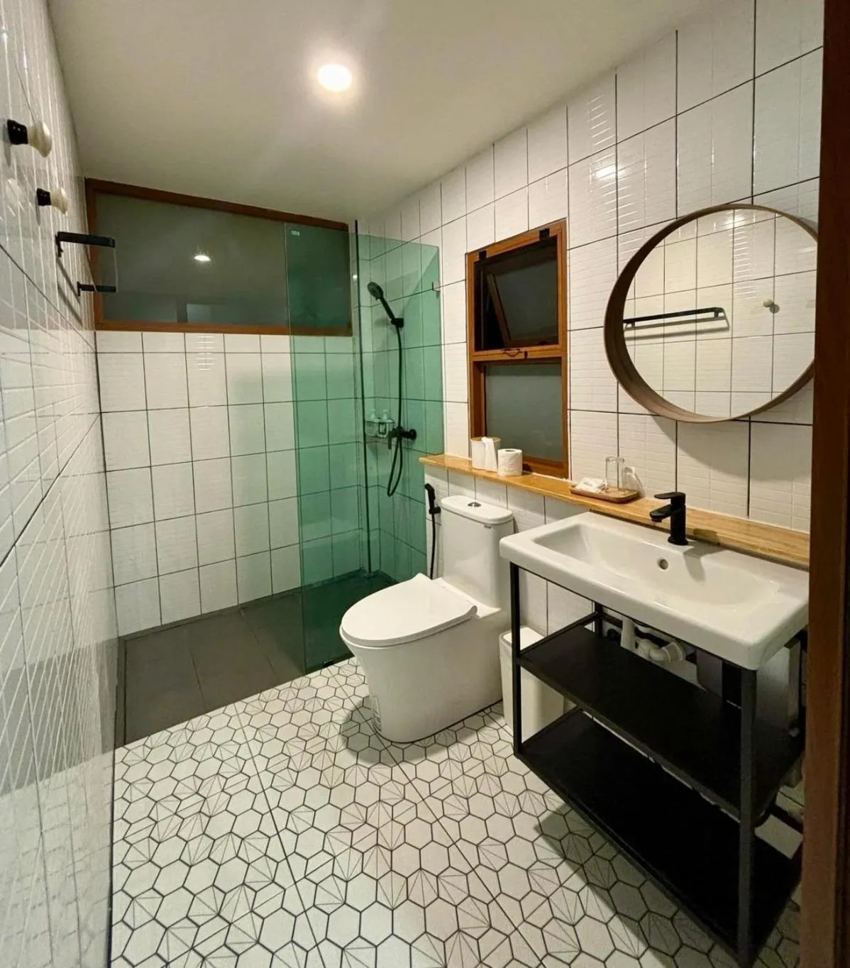 Bathroom in Pai Nam Now