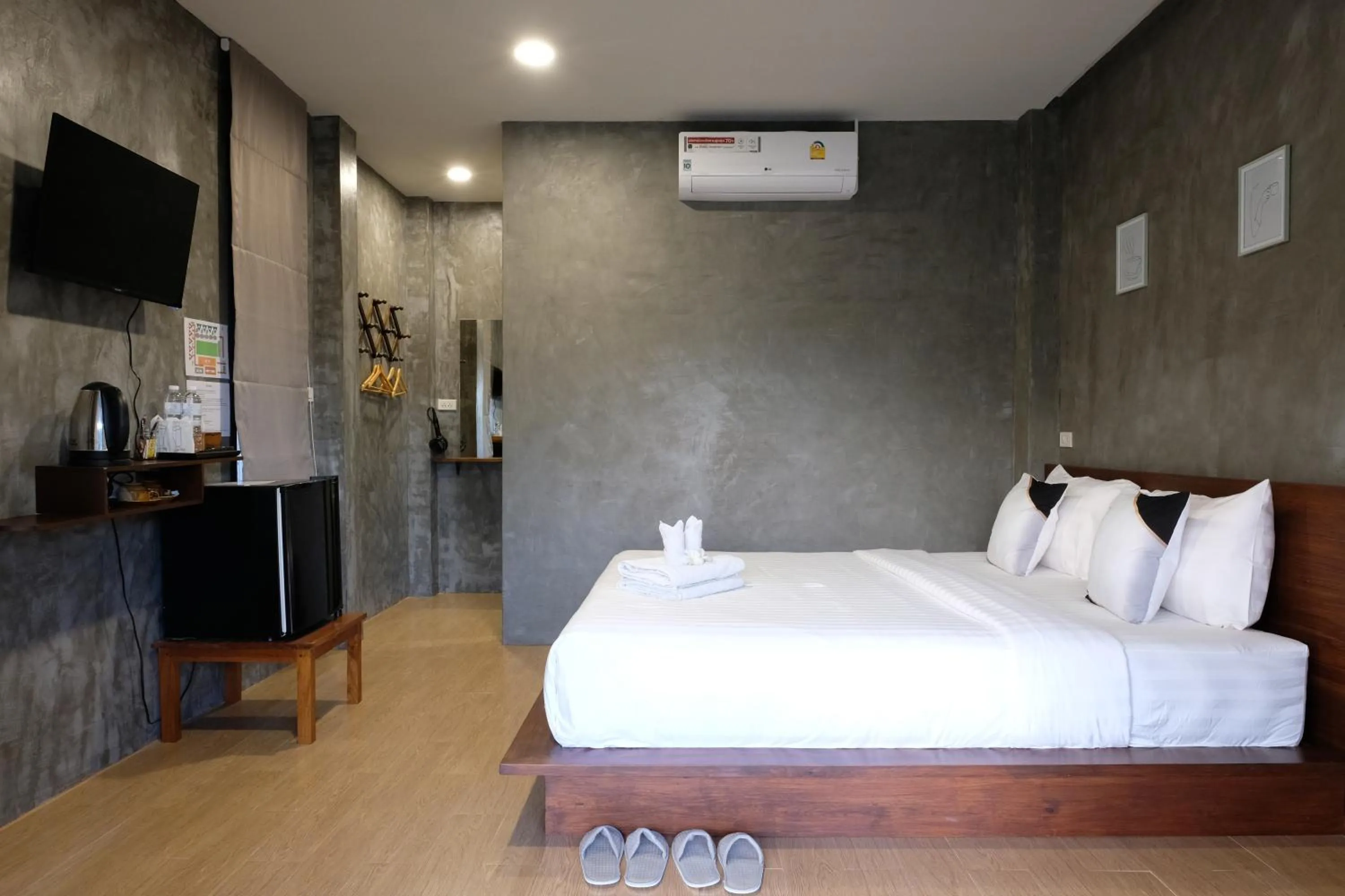 Bedroom, Bed in Pai Nam Now