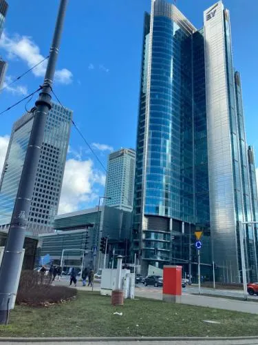 Platinum Towers Hotel Apartments with parking