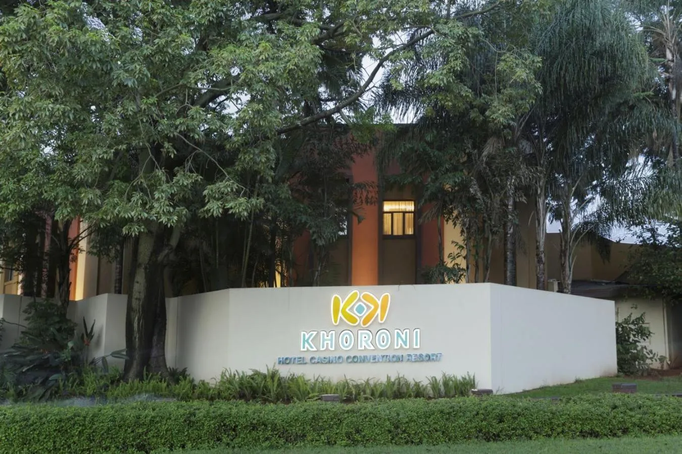 Property building in Metcourt at Khoroni