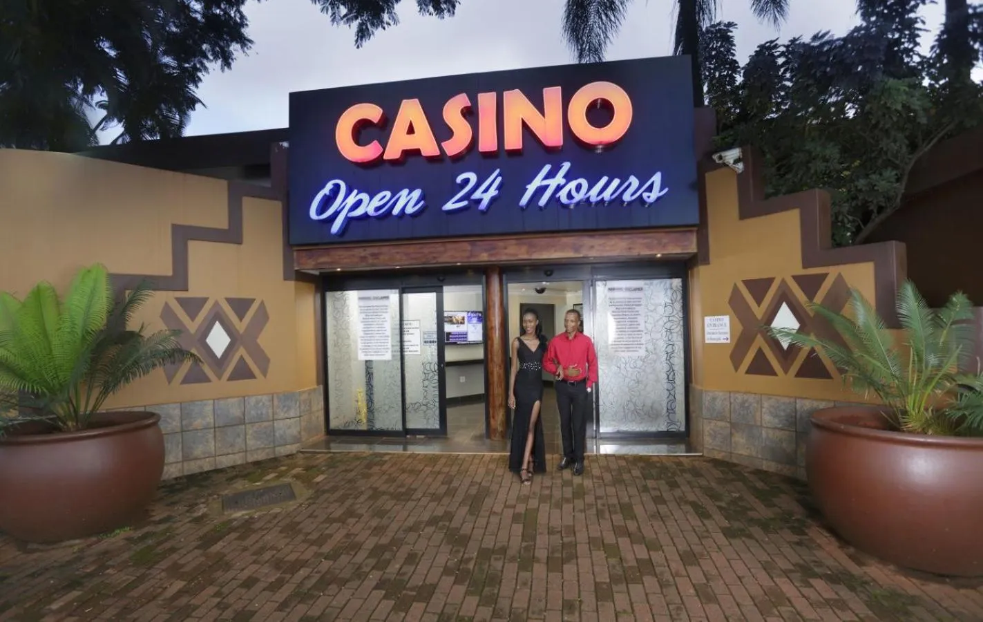 Property building in Metcourt at Khoroni