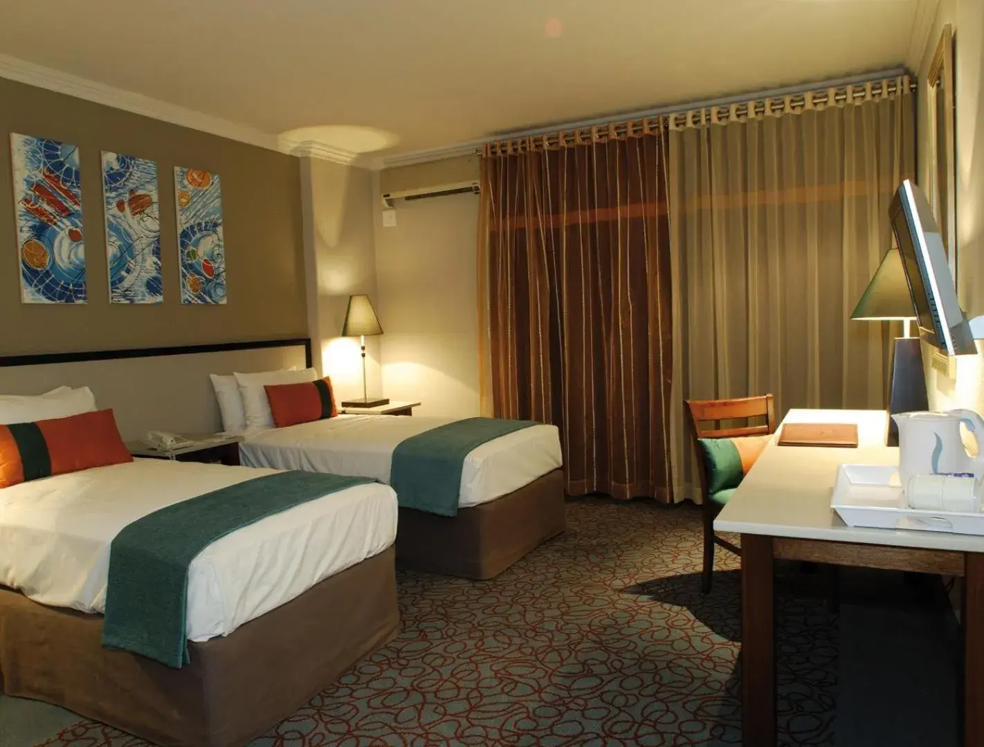 Classic Twin Room - single occupancy in Metcourt at Khoroni Classic Twin Room - single occupancy in Metcourt at Khoroni