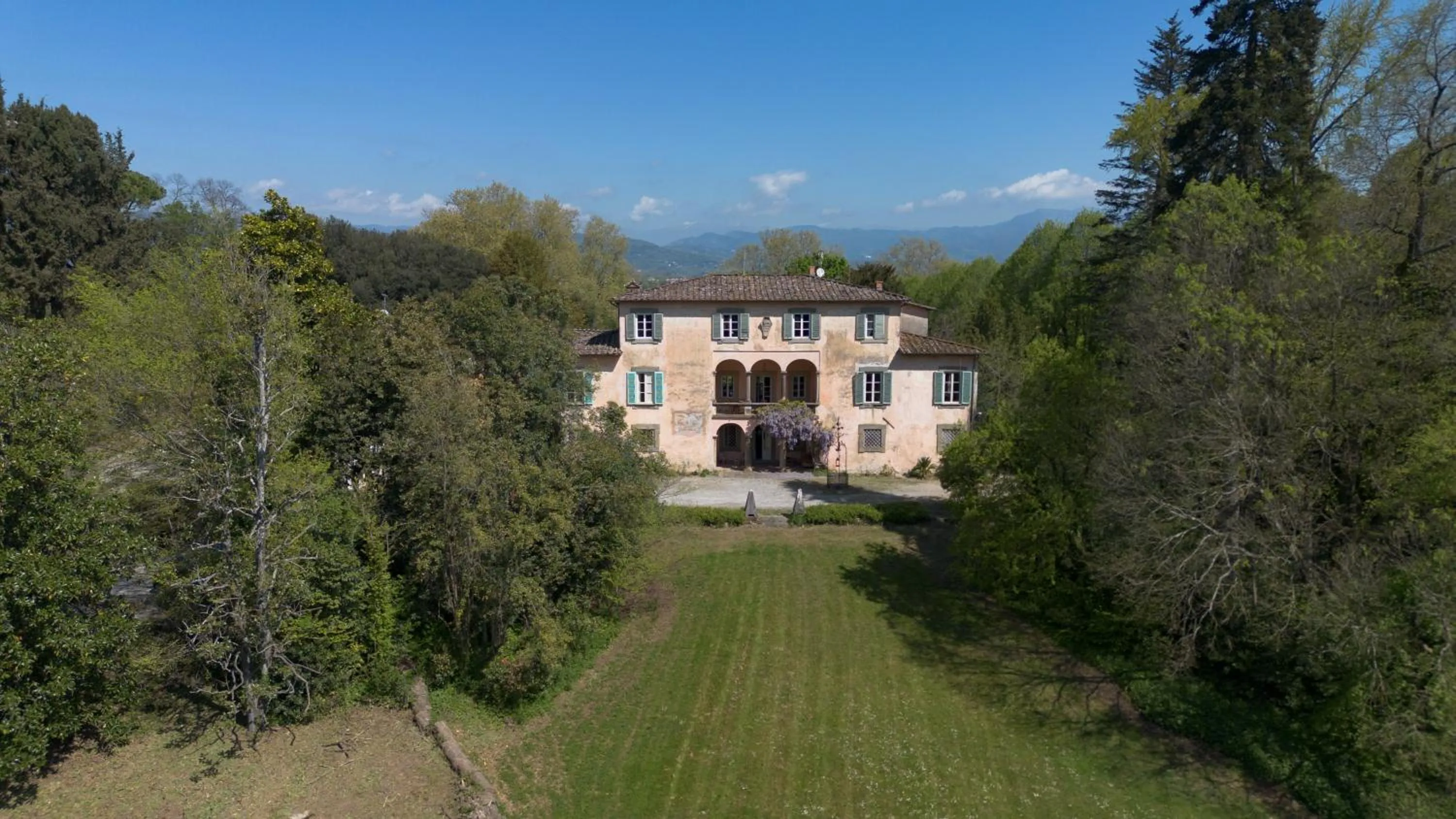 Property building in Il Casale Di Villa Rossi