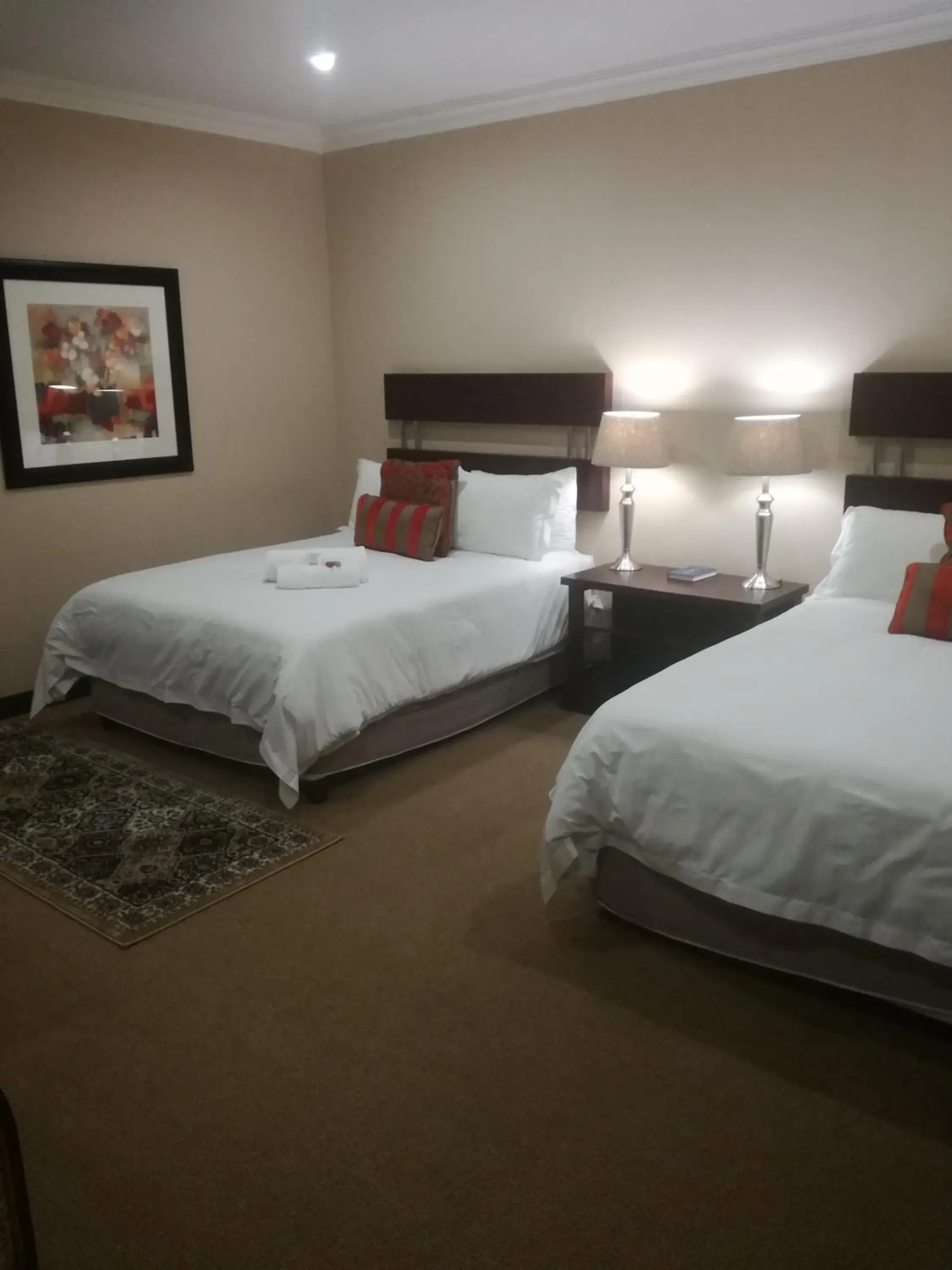 Double Room - single occupancy in Belmont Guesthouse Double Room - single occupancy in Belmont Guesthouse