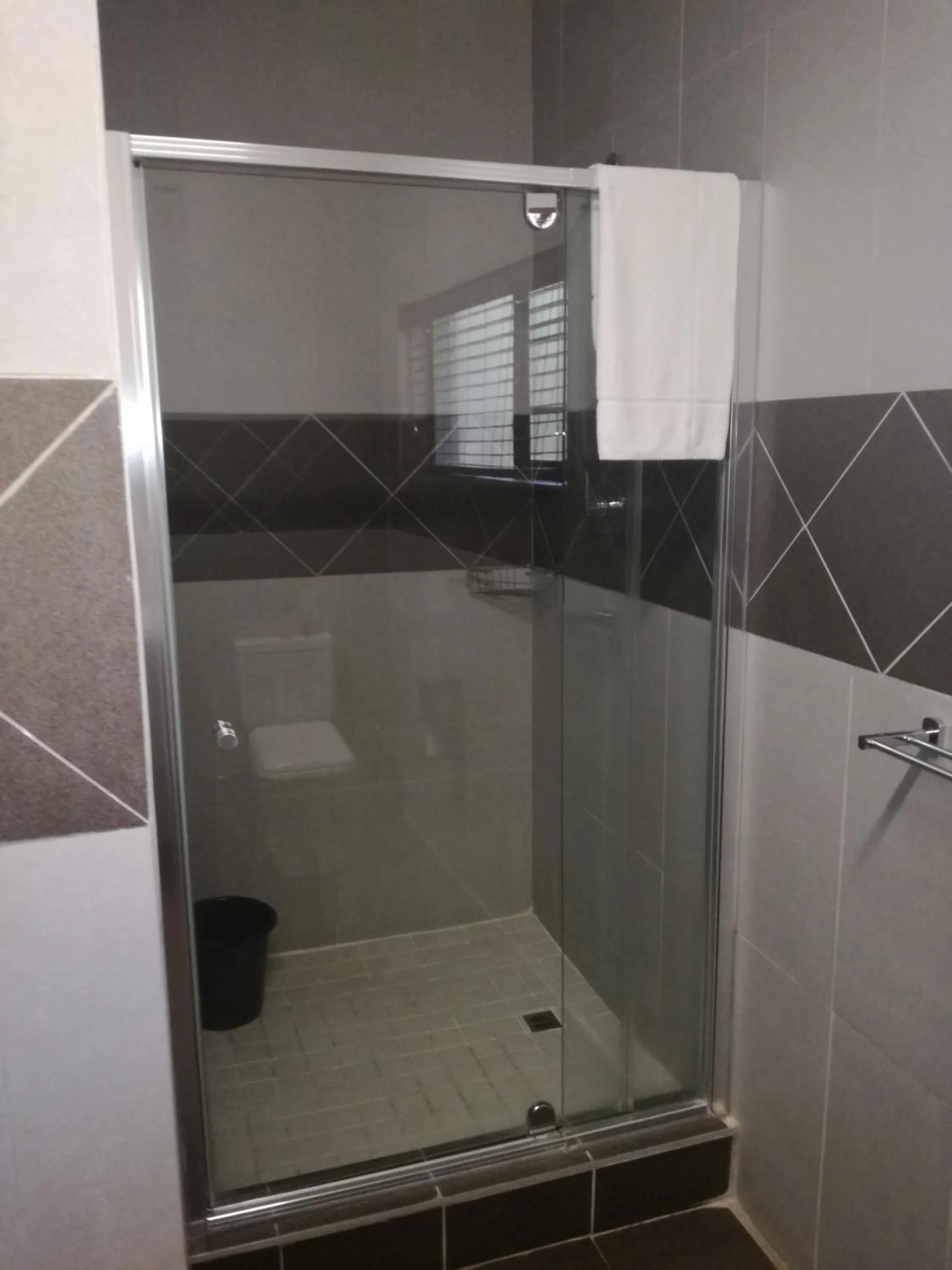 Shower in Belmont Guesthouse