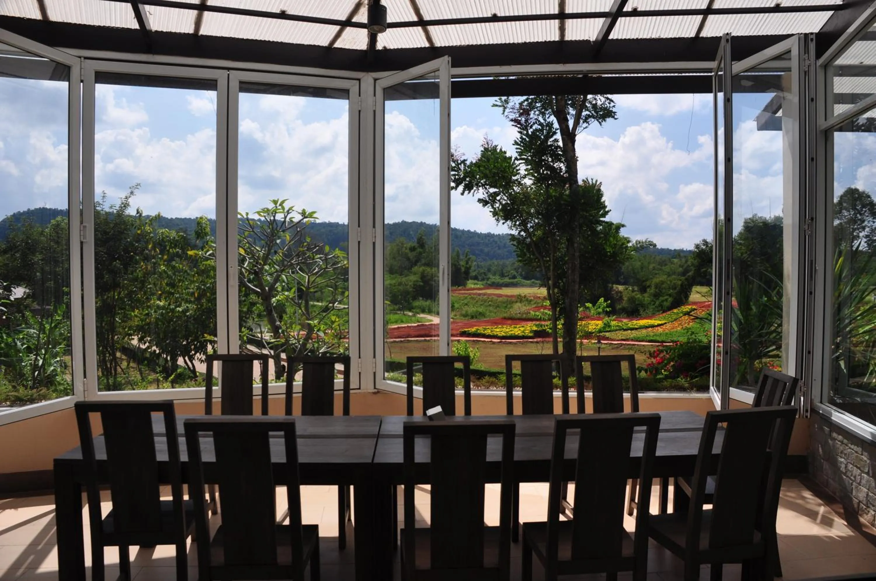 Restaurant/places to eat in Phurua Sanctuary Resort and Spa