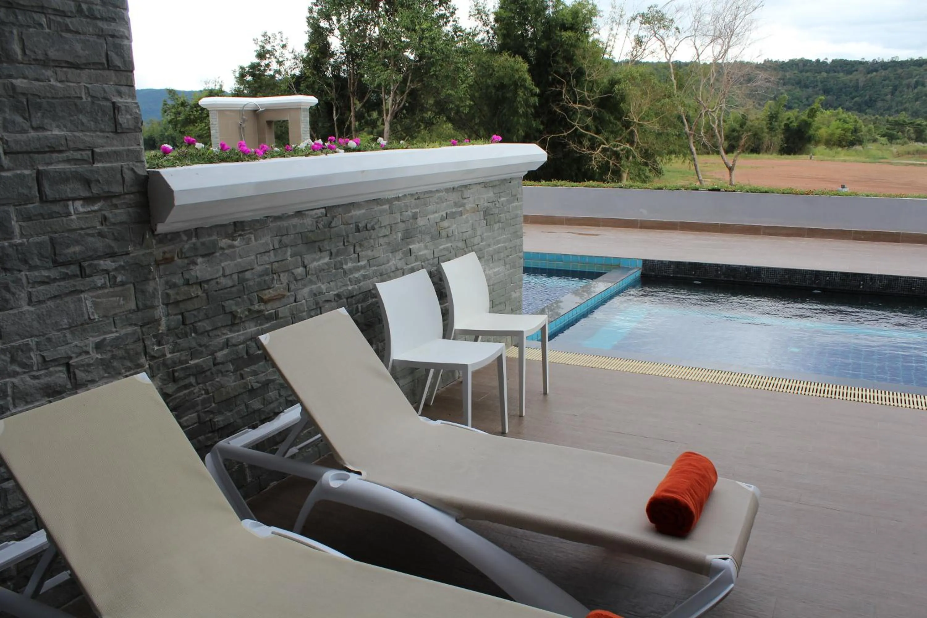 Pool view in Phurua Sanctuary Resort and Spa