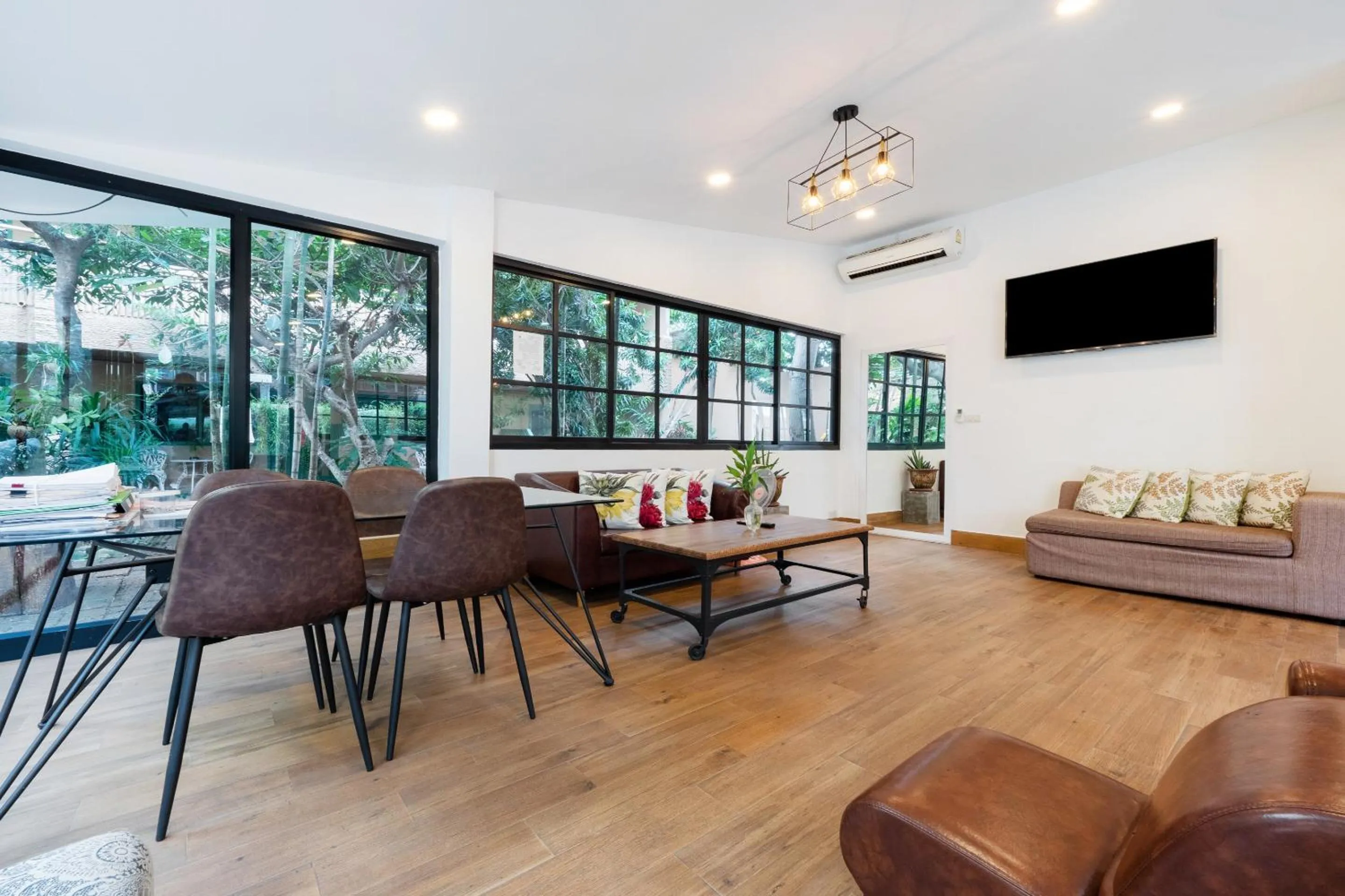 Lobby or reception in The One Sabai Living Pattaya