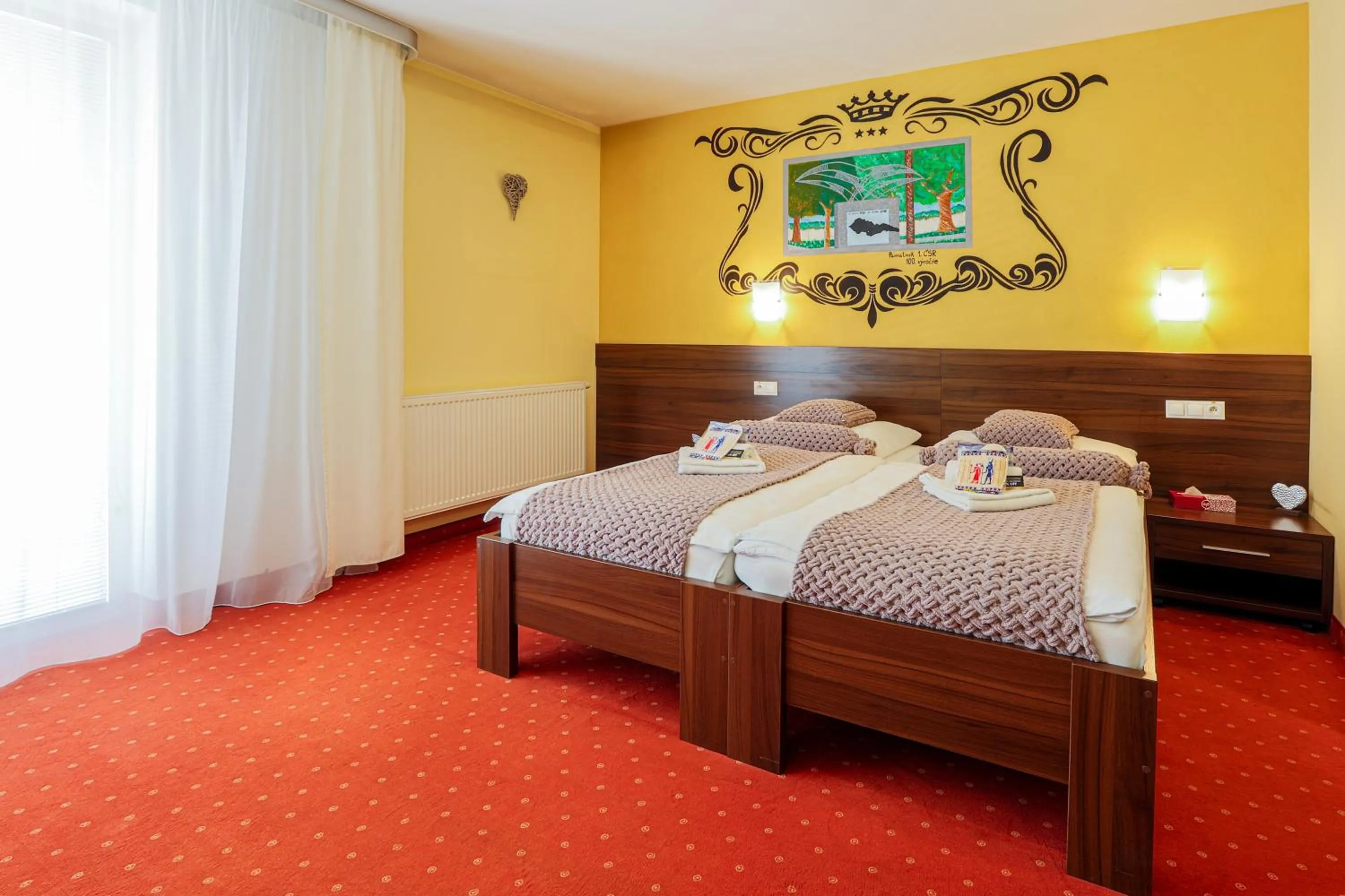 Bed in Grand Hotel Senica, Garni