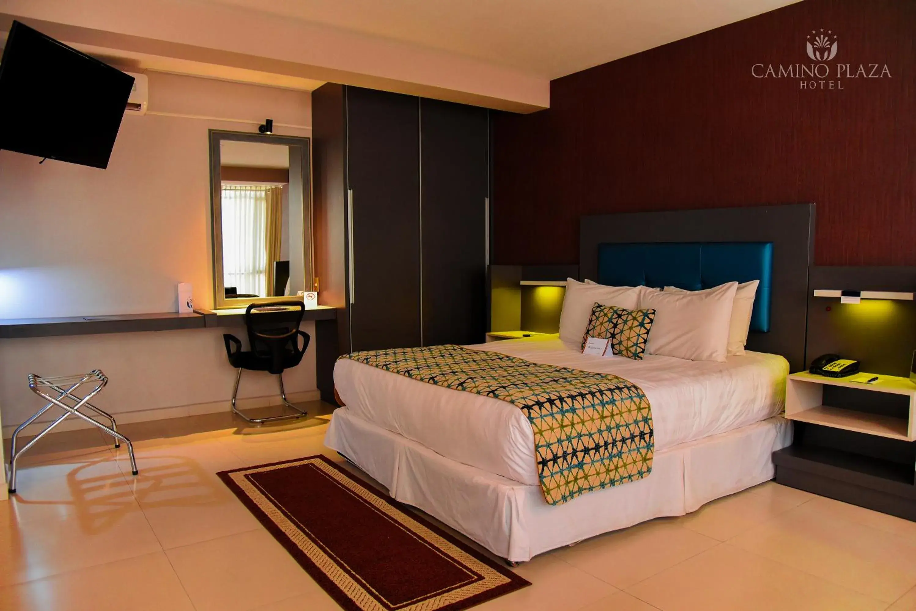 Suite in Camino Plaza Suite in Camino Plaza