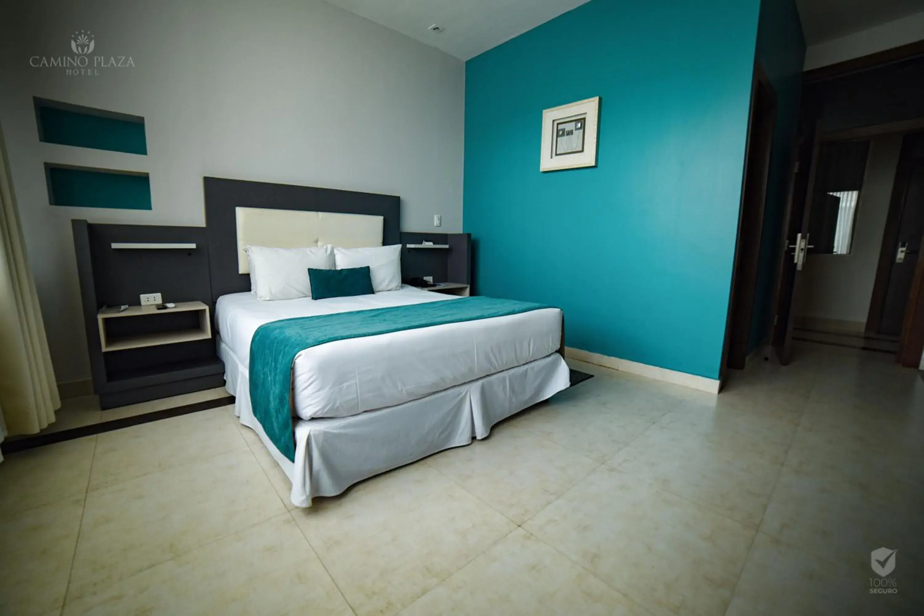 Single Room in Camino Plaza Single Room in Camino Plaza