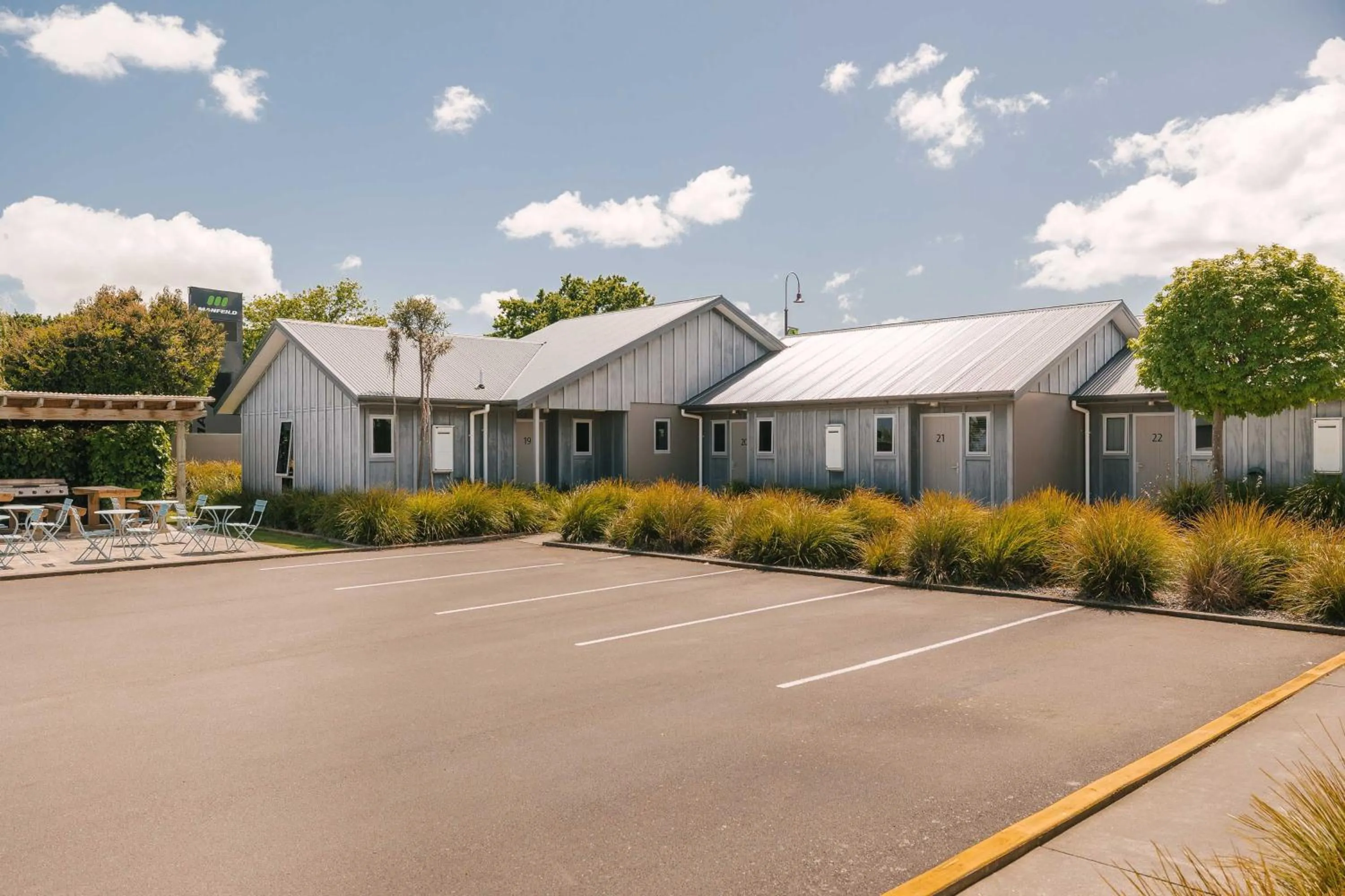 Property building in South Street West Motel