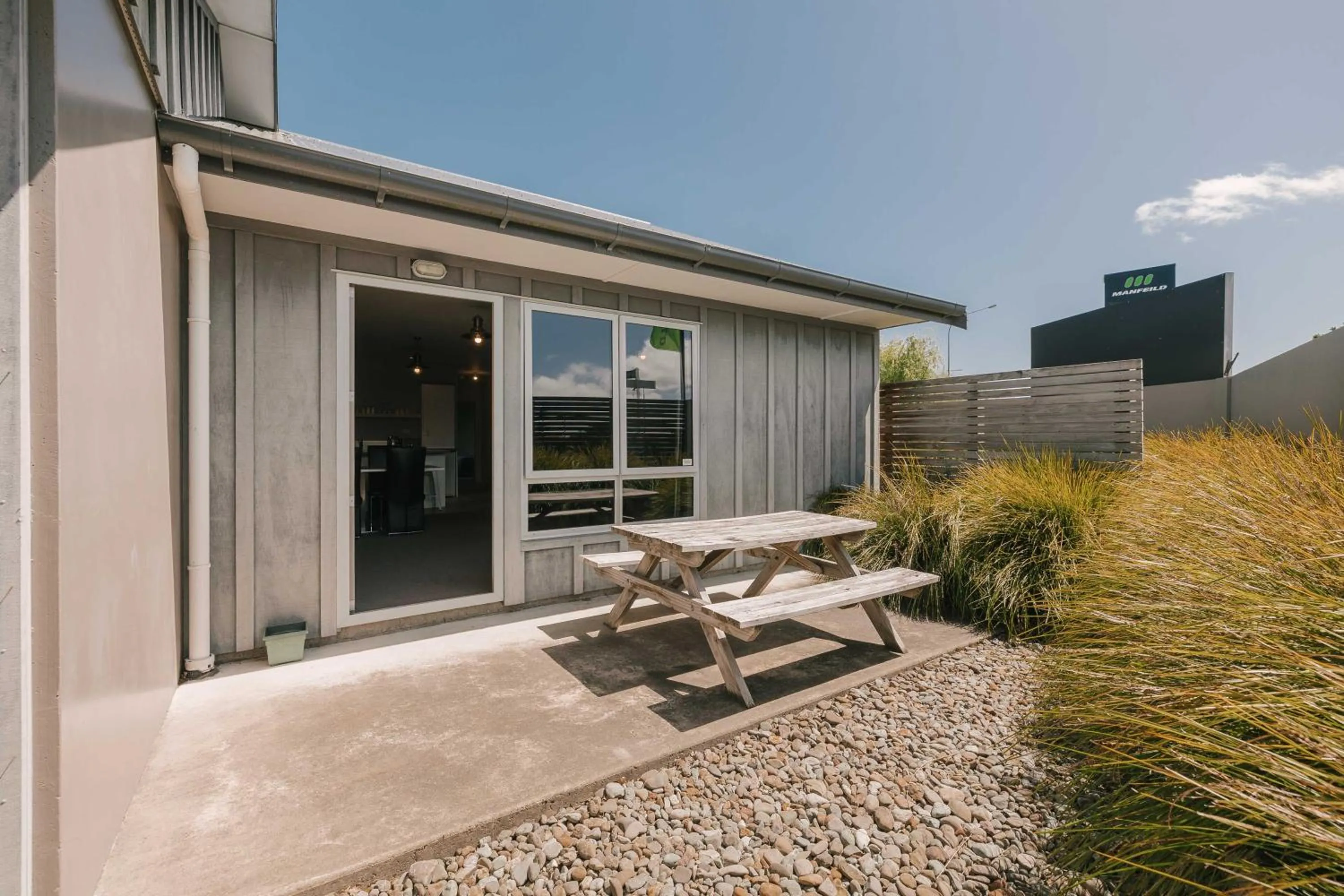 Patio in South Street West Motel