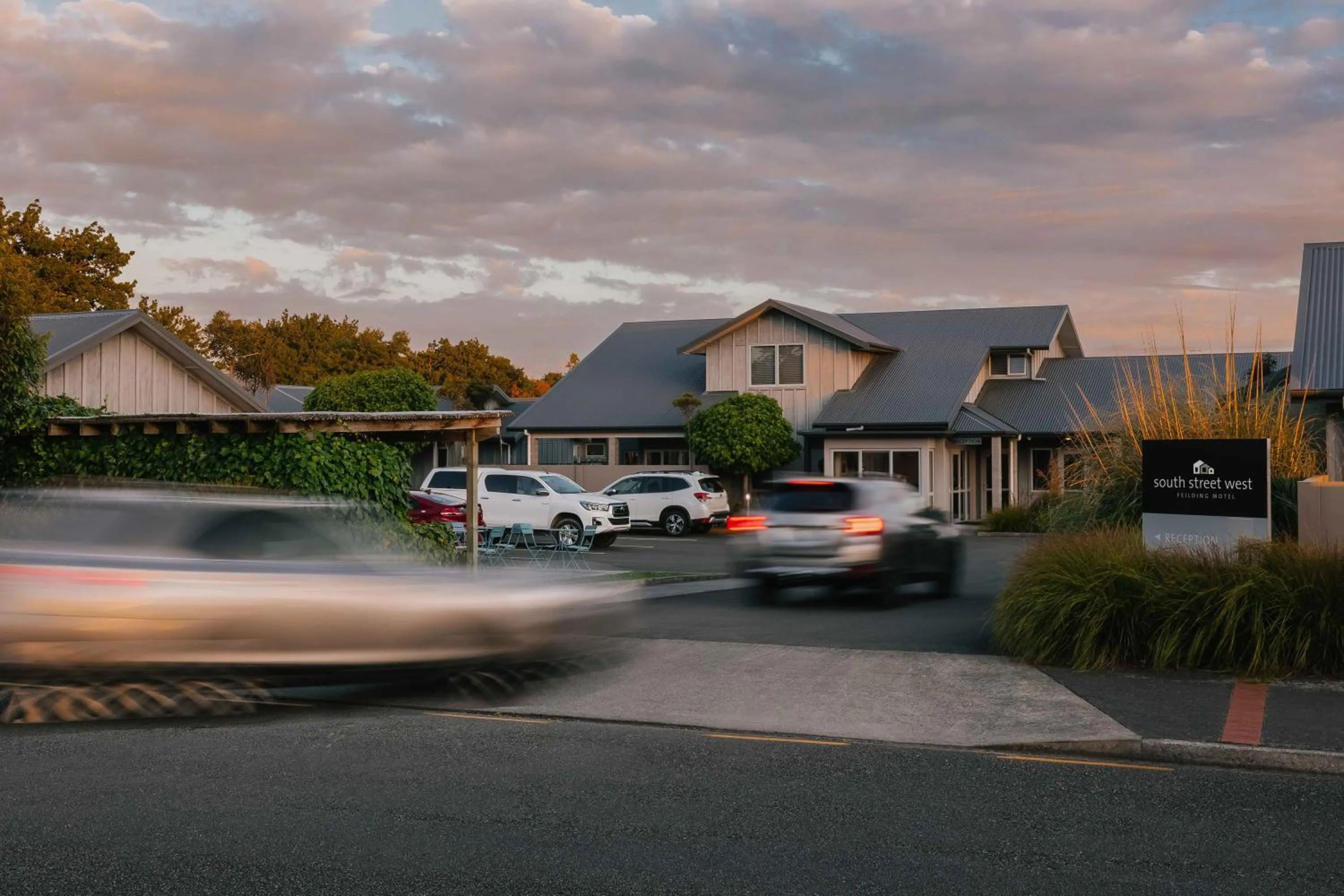 Street view in South Street West Motel