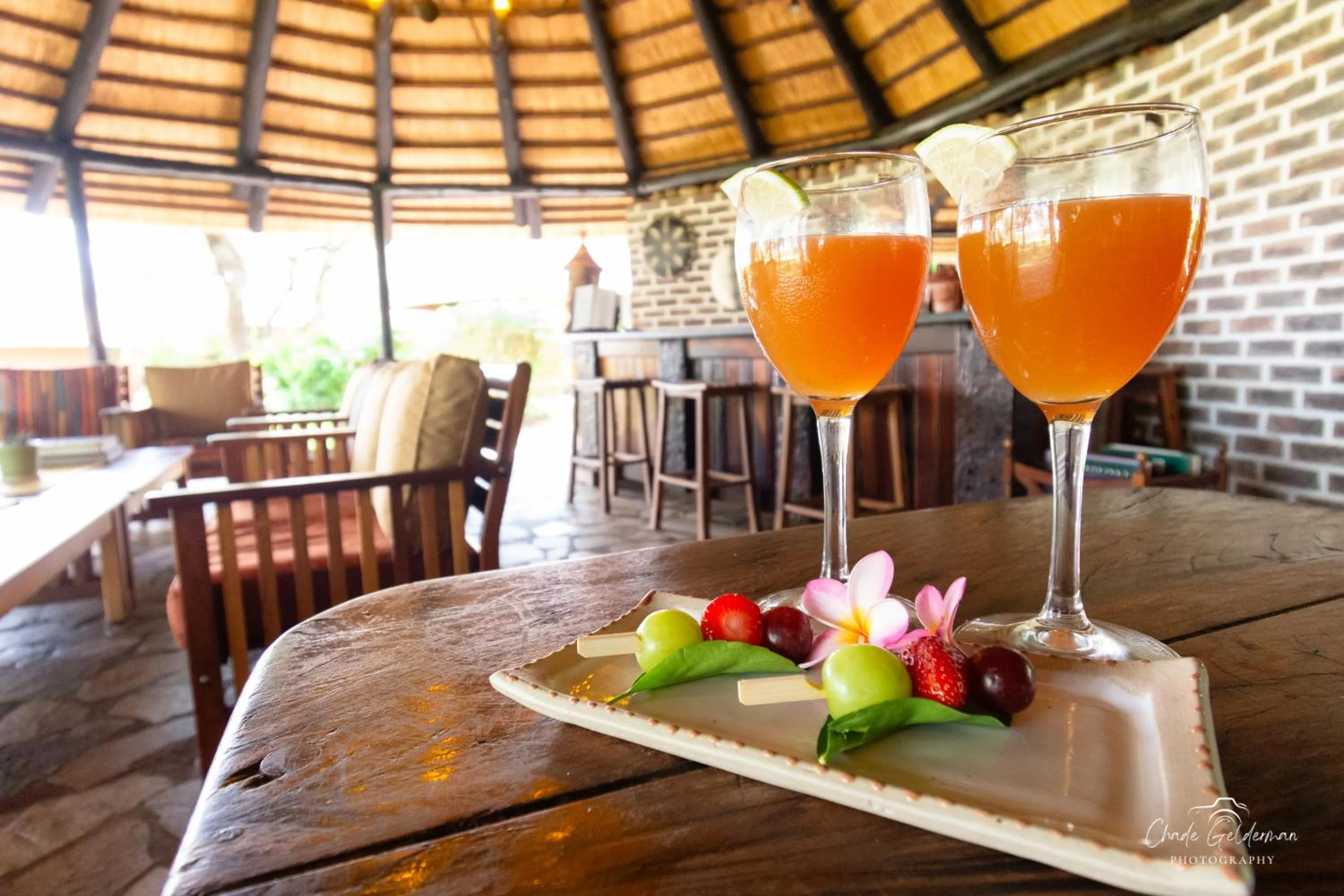 Drinks in Mohlabetsi Safari Lodge