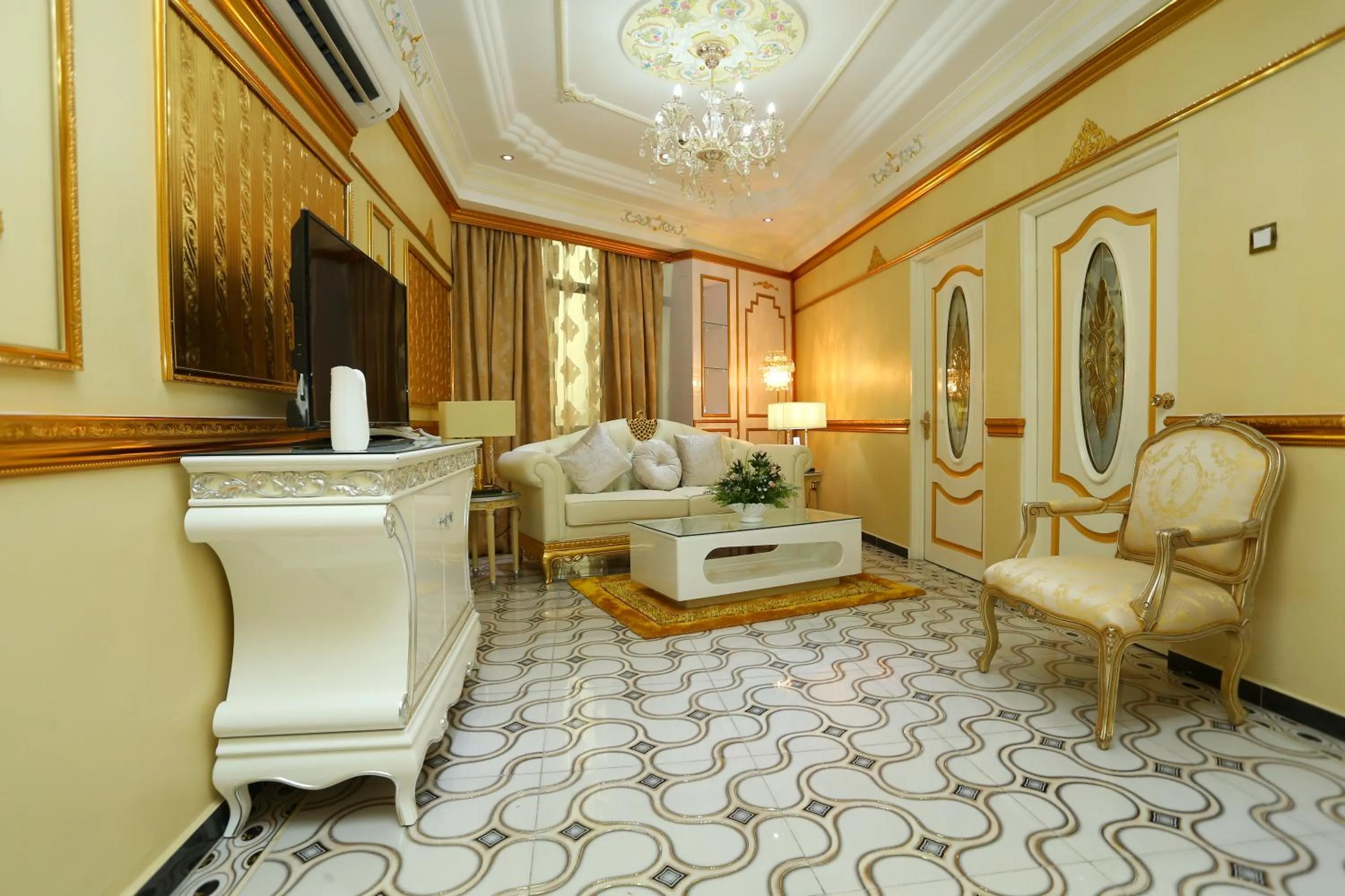 Living room in Lace Boutique Hotel