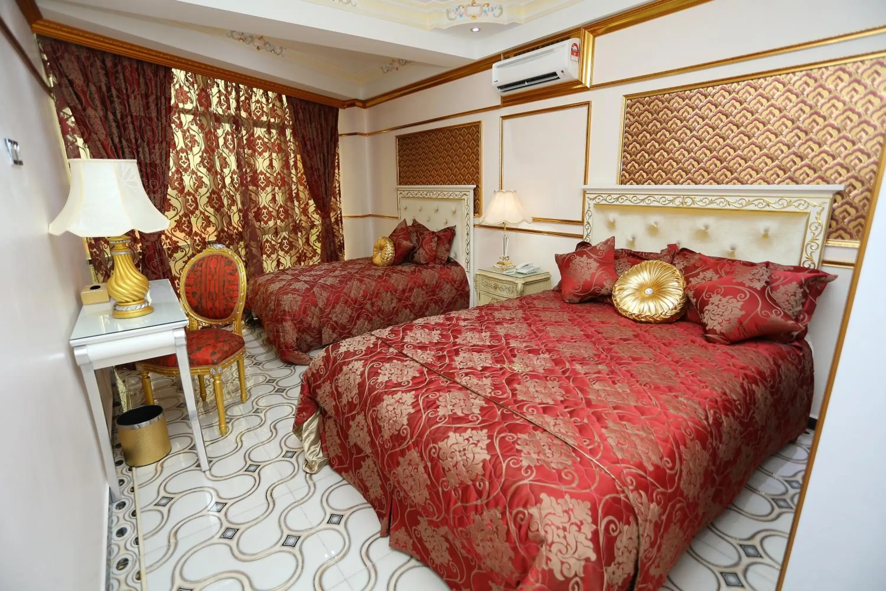 Family Suite in Lace Boutique Hotel Family Suite in Lace Boutique Hotel