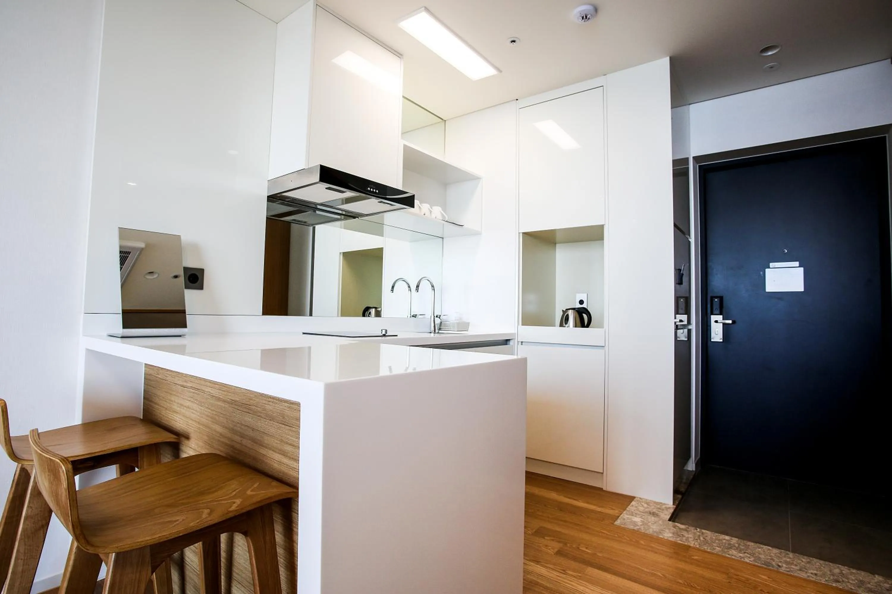 Coffee/tea facilities in Lapis Hotel Namhae