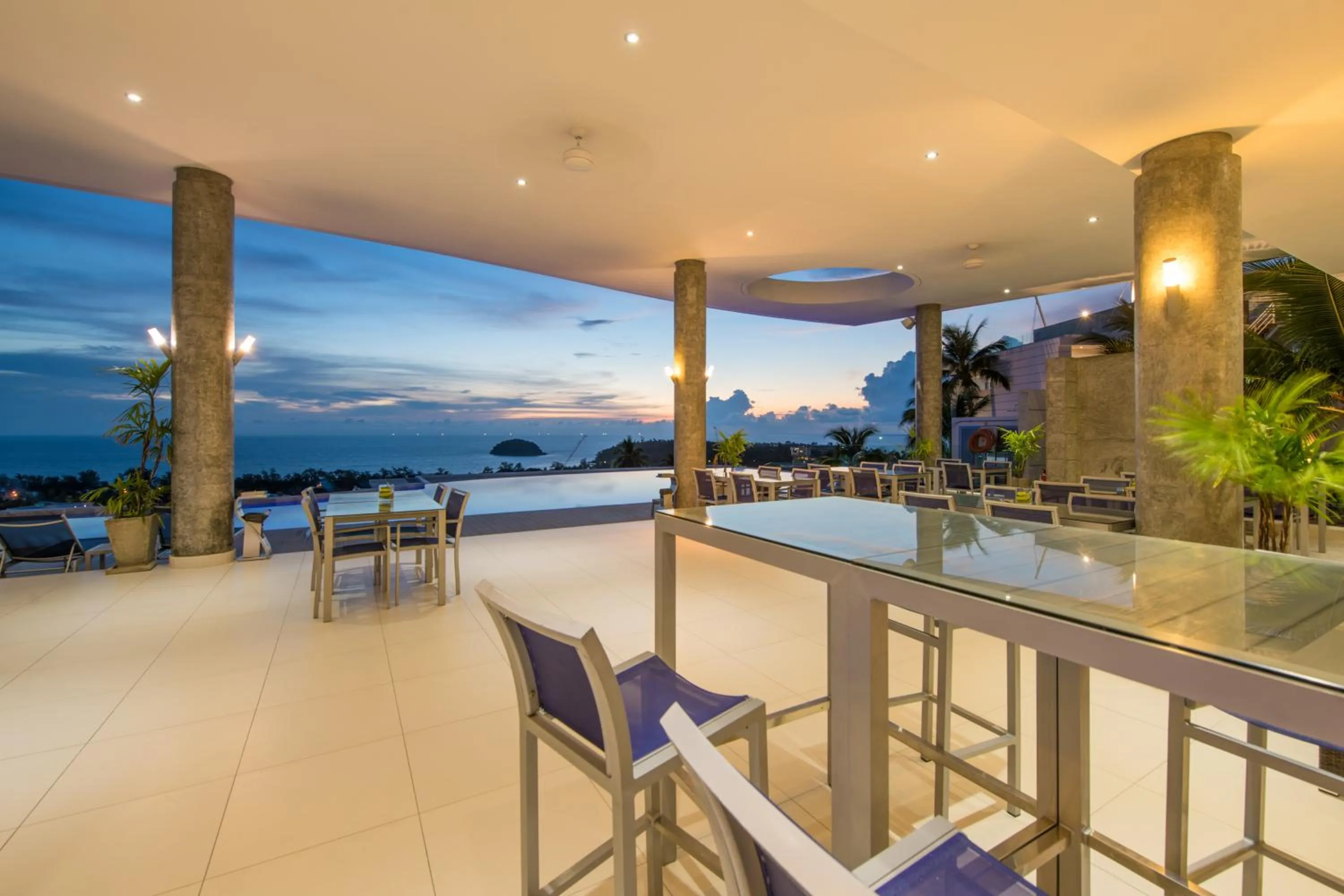 Restaurant/places to eat in The View Phuket