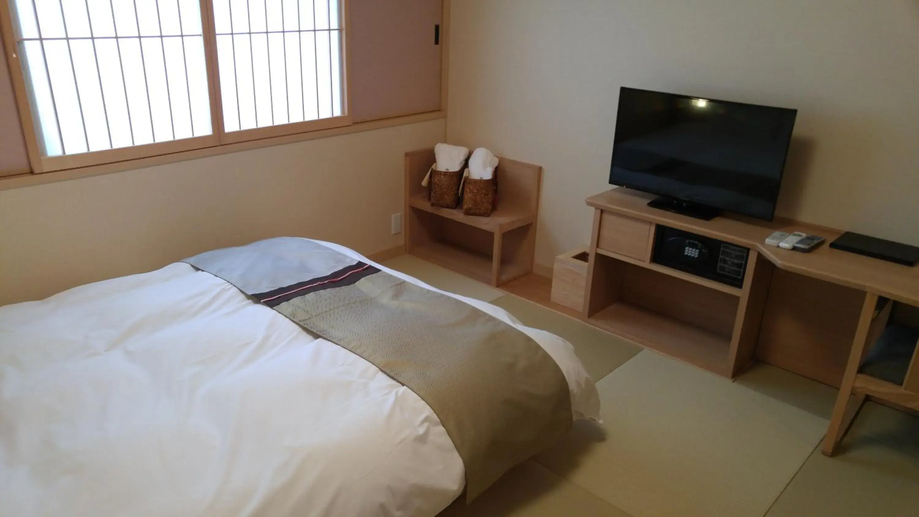 Double Room with Shower and Private Toilet in Onyado Nono Sakaiminato Natural Hot Spring Double Room with Shower and Private Toilet in Onyado Nono Sakaiminato Natural Hot Spring