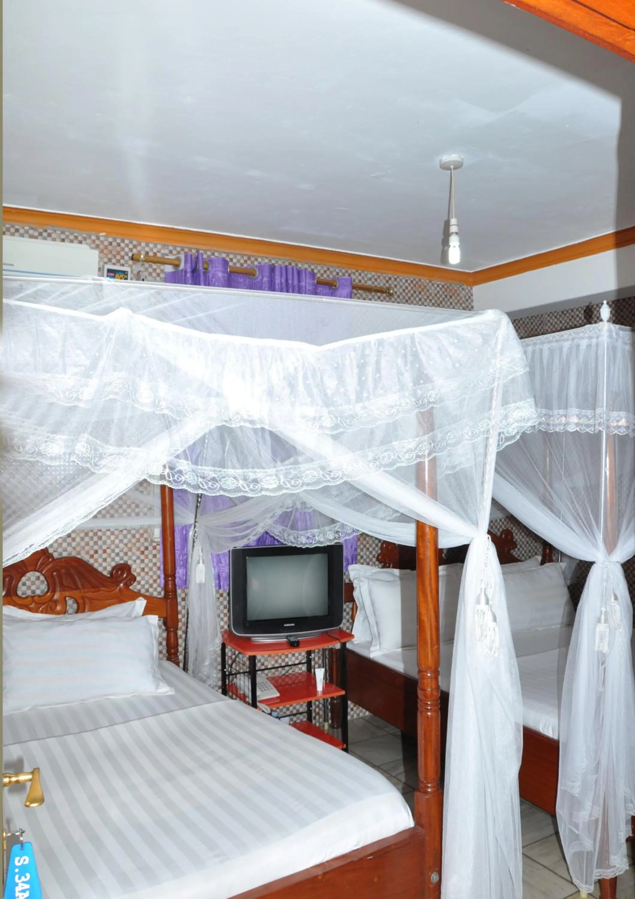 bunk bed, Bed in Sandton Hotel Kasese