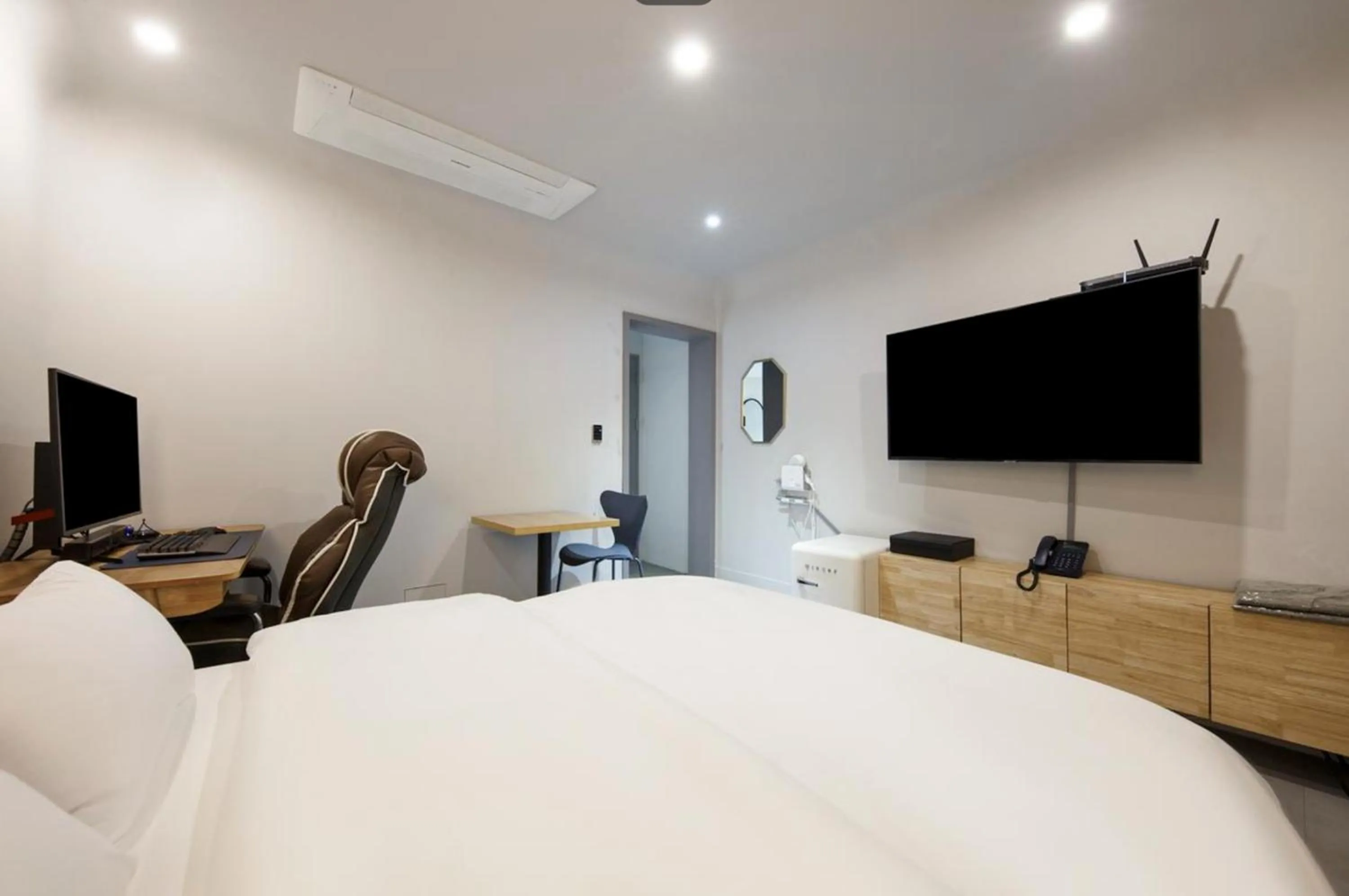 Bed in Cheongju Hotel Persona