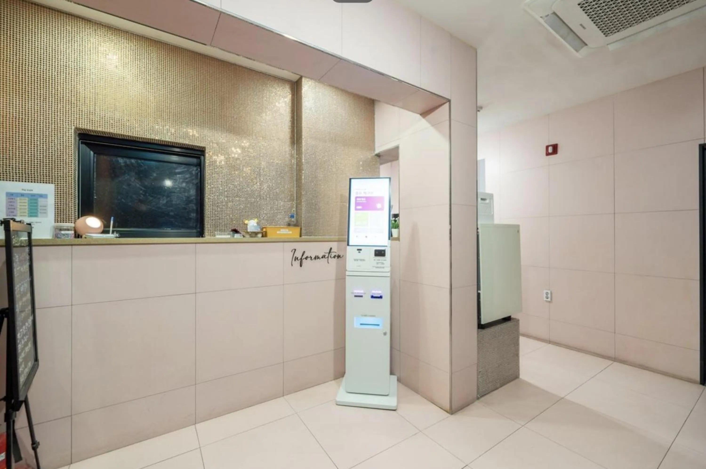 Cheongju Hotel Persona