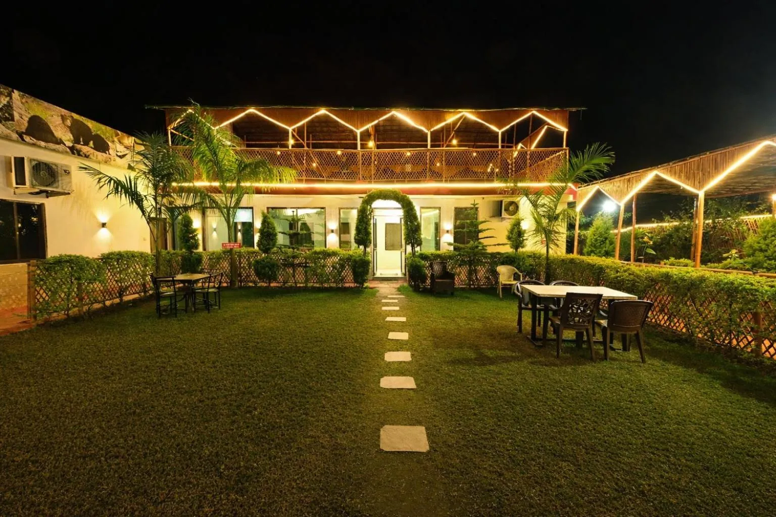 Hotel Happy Forest Inn