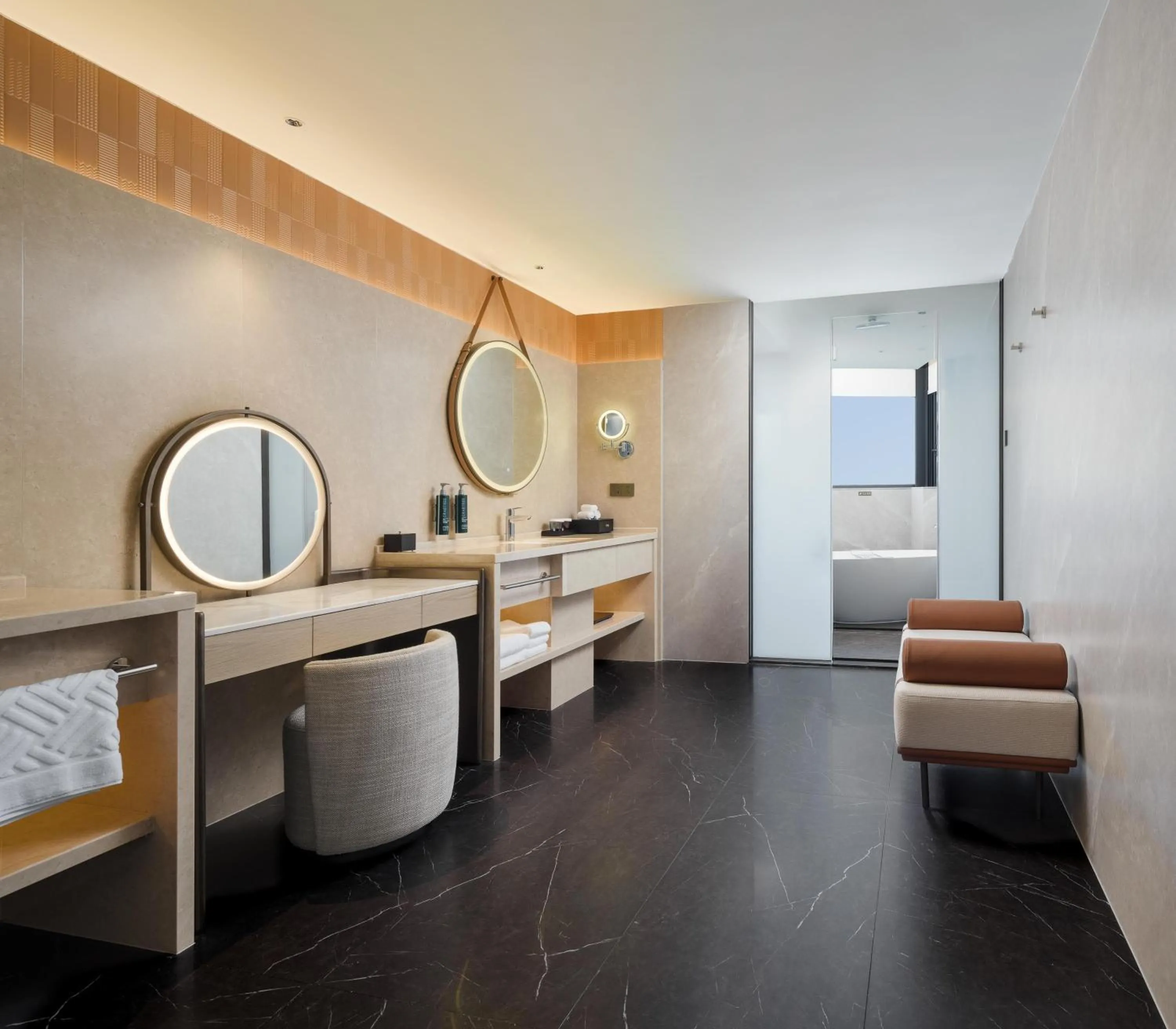 Bathroom in DoubleTree by Hilton Zhangzhou