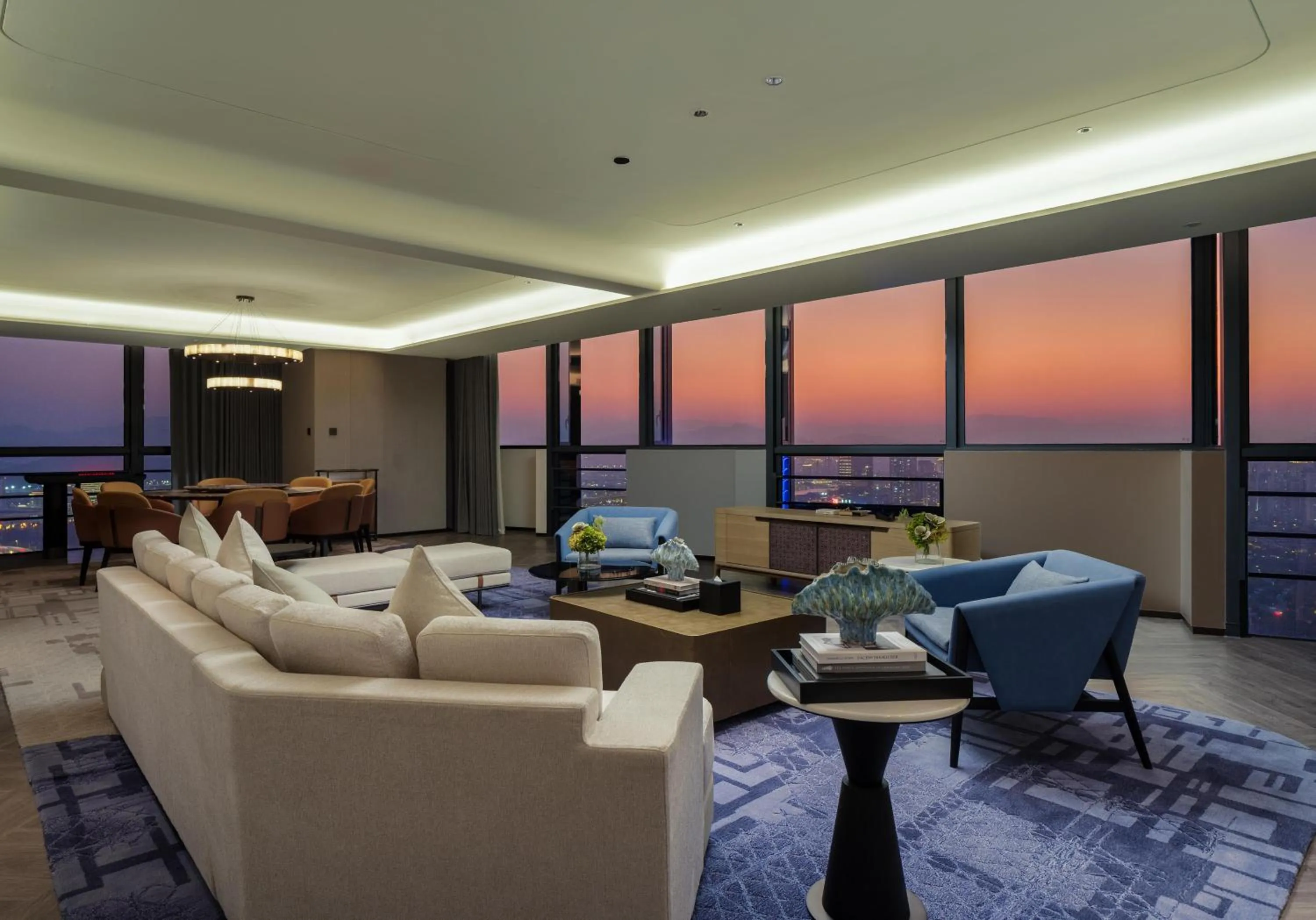 Living room in DoubleTree by Hilton Zhangzhou