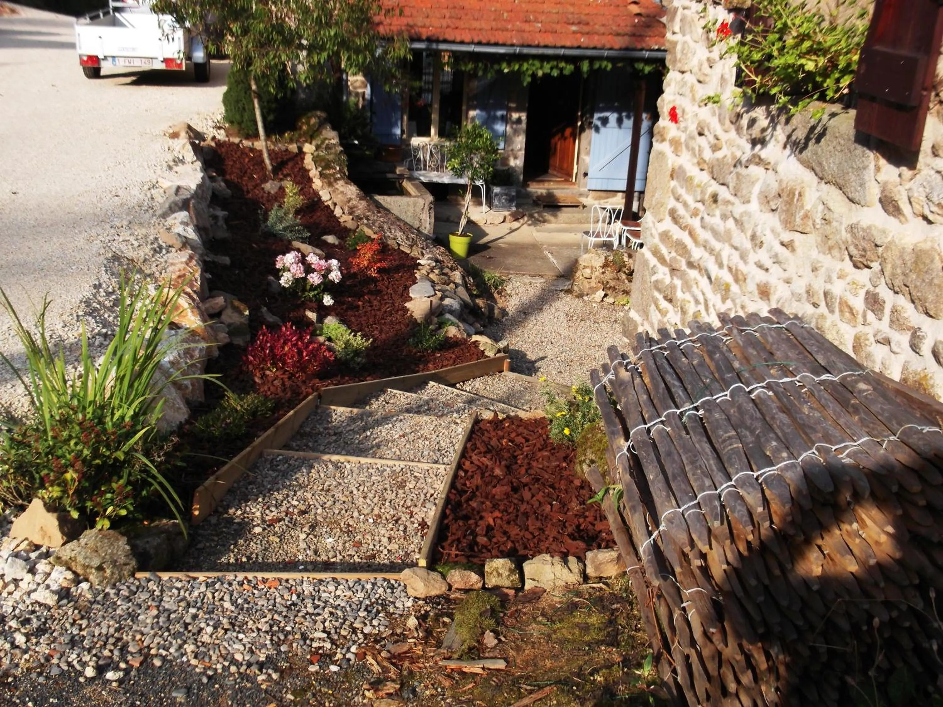 Facade/entrance in Bergeveaux