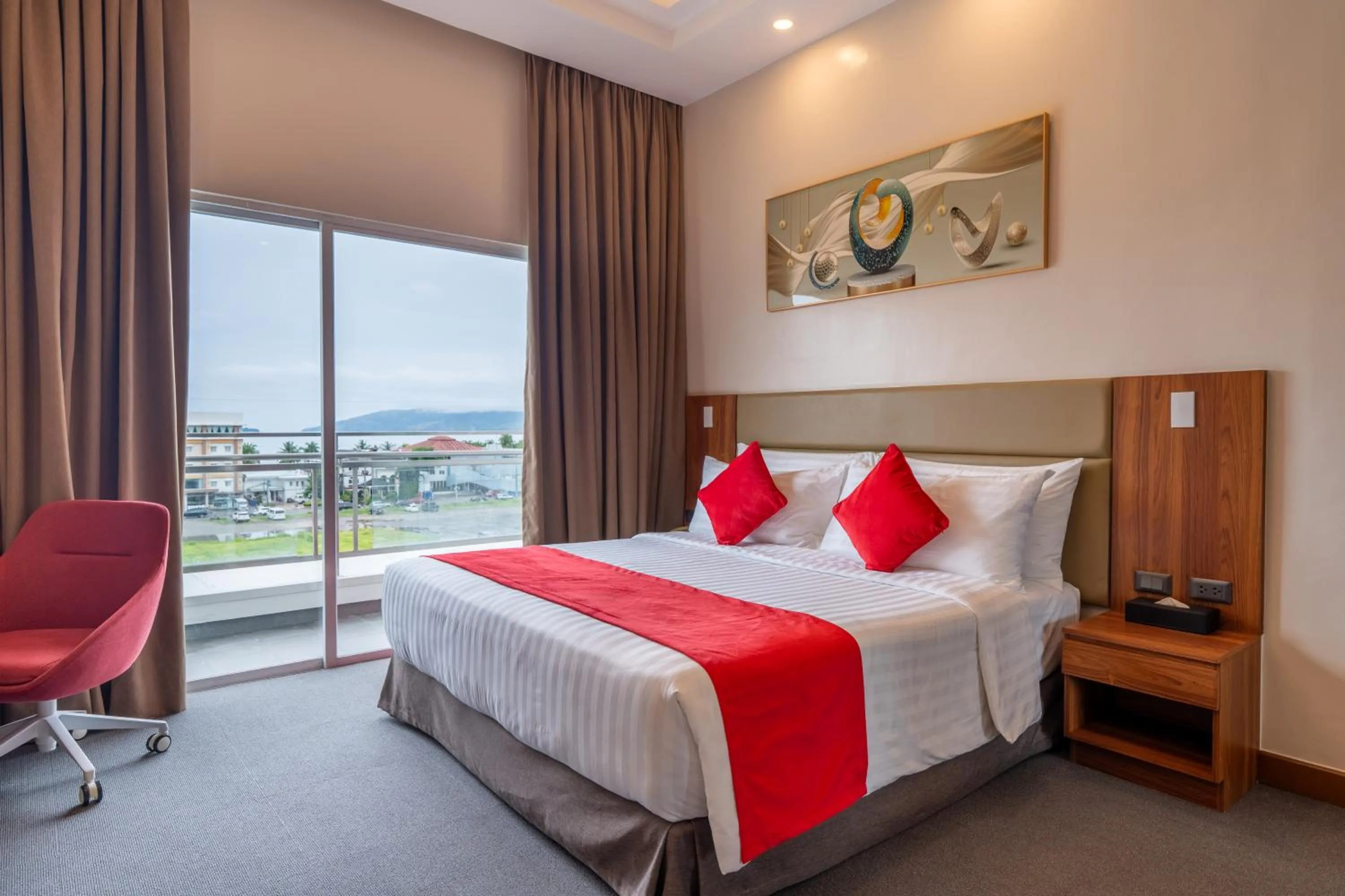 Bedroom, Bed in Best Western Plus Hotel Subic