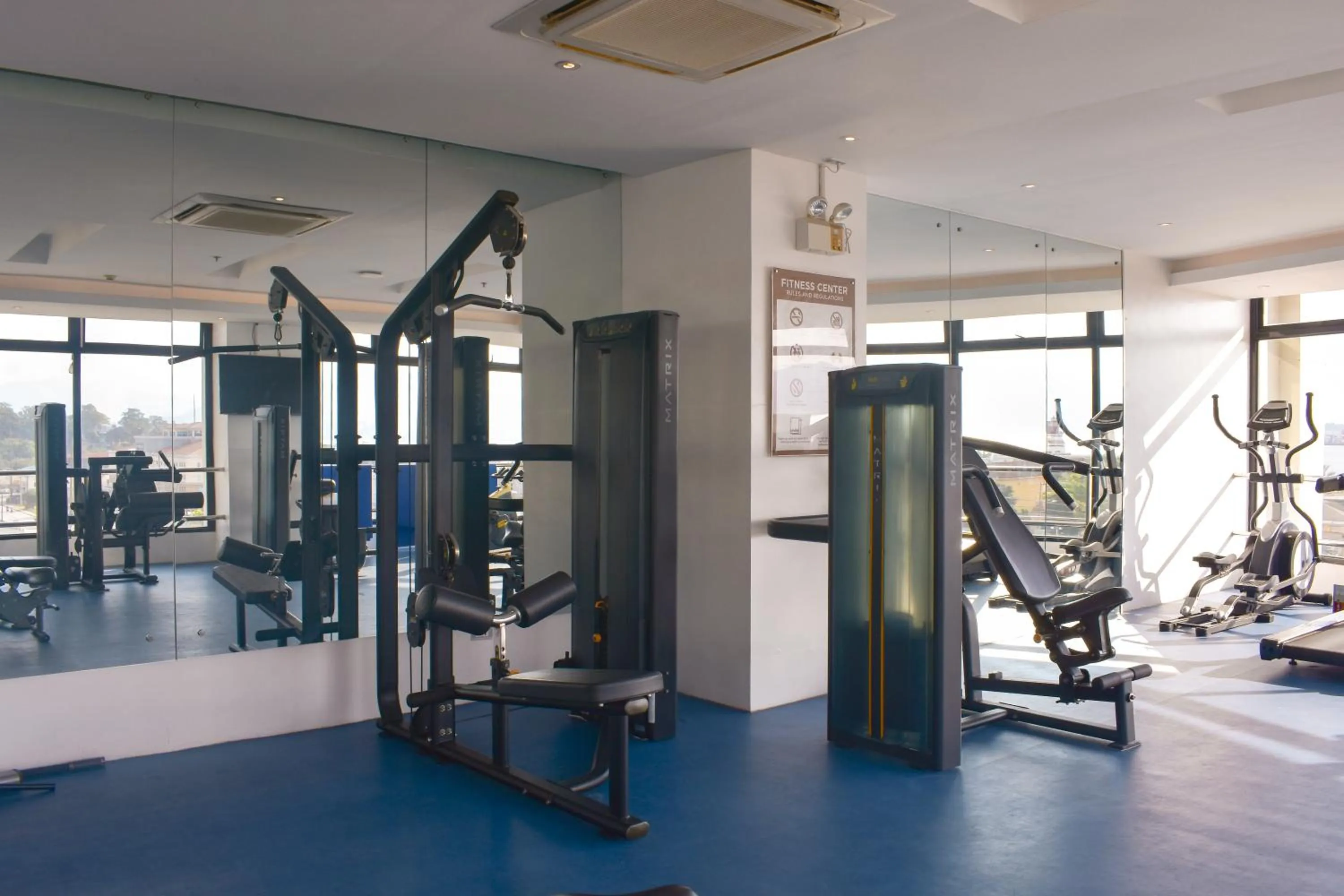 Fitness centre/facilities in Best Western Plus Hotel Subic