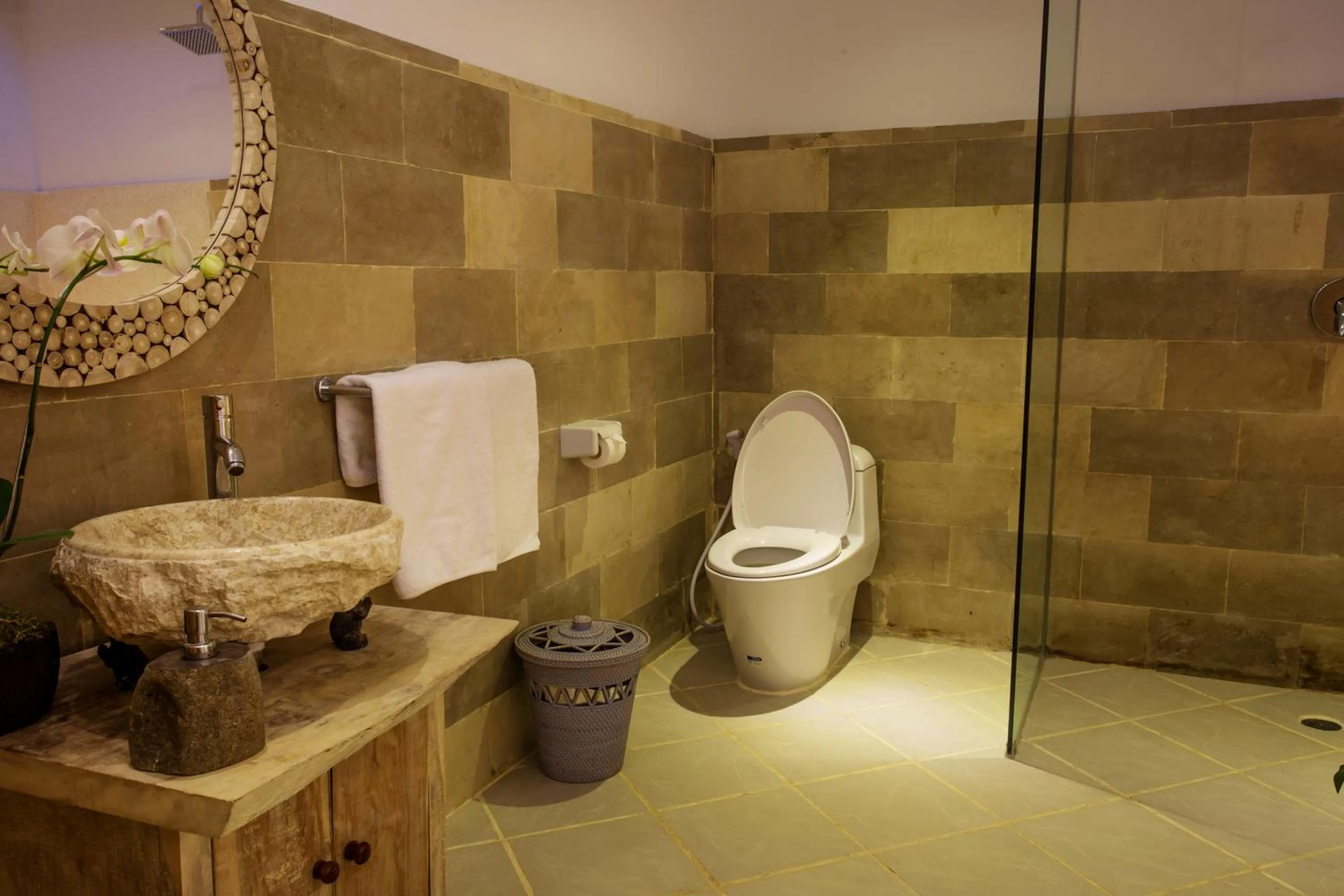 Shower in Ubud Luwih Nature Retreat