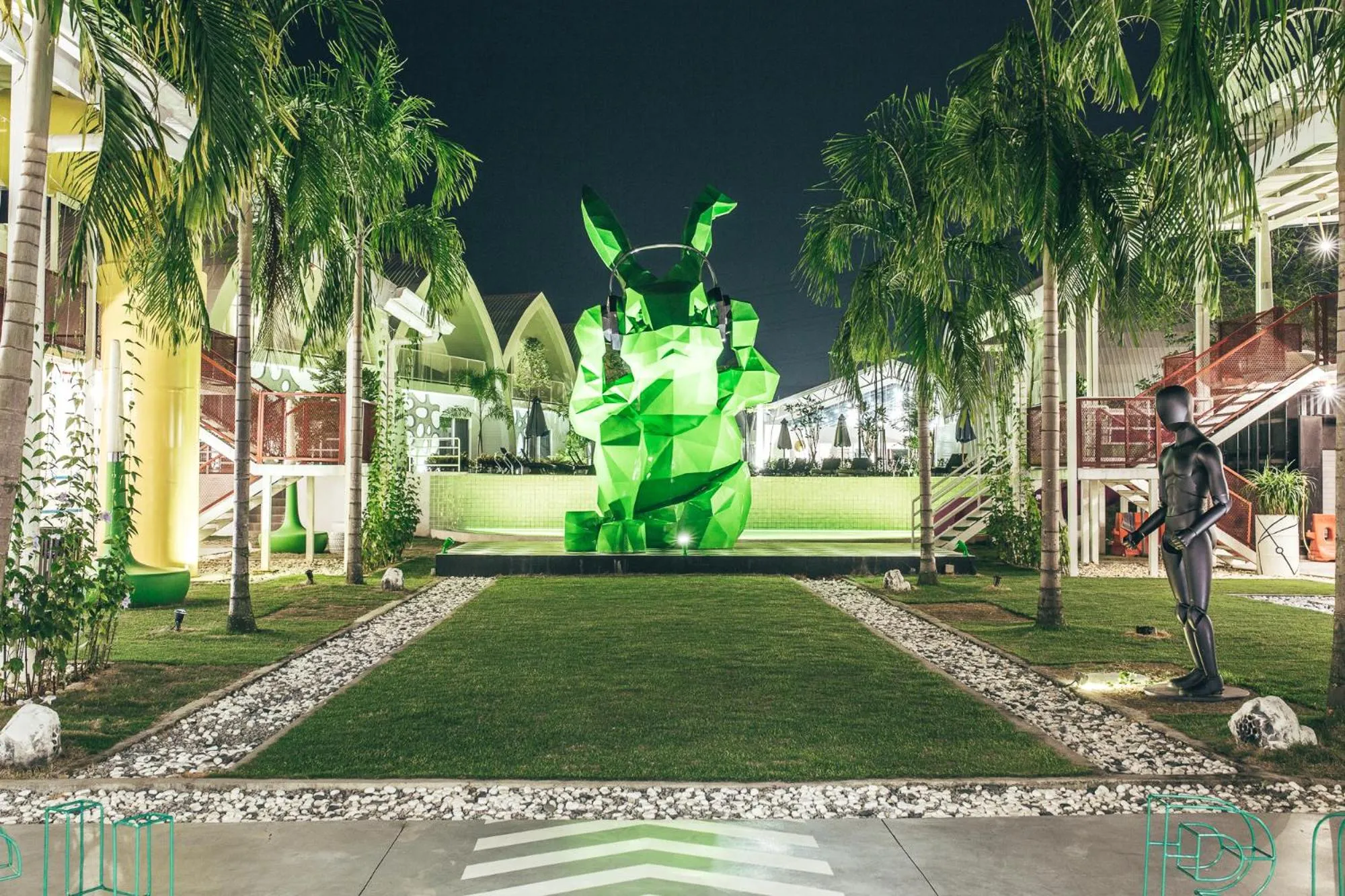 Facade/entrance in Dash Box Hotel Cyberjaya