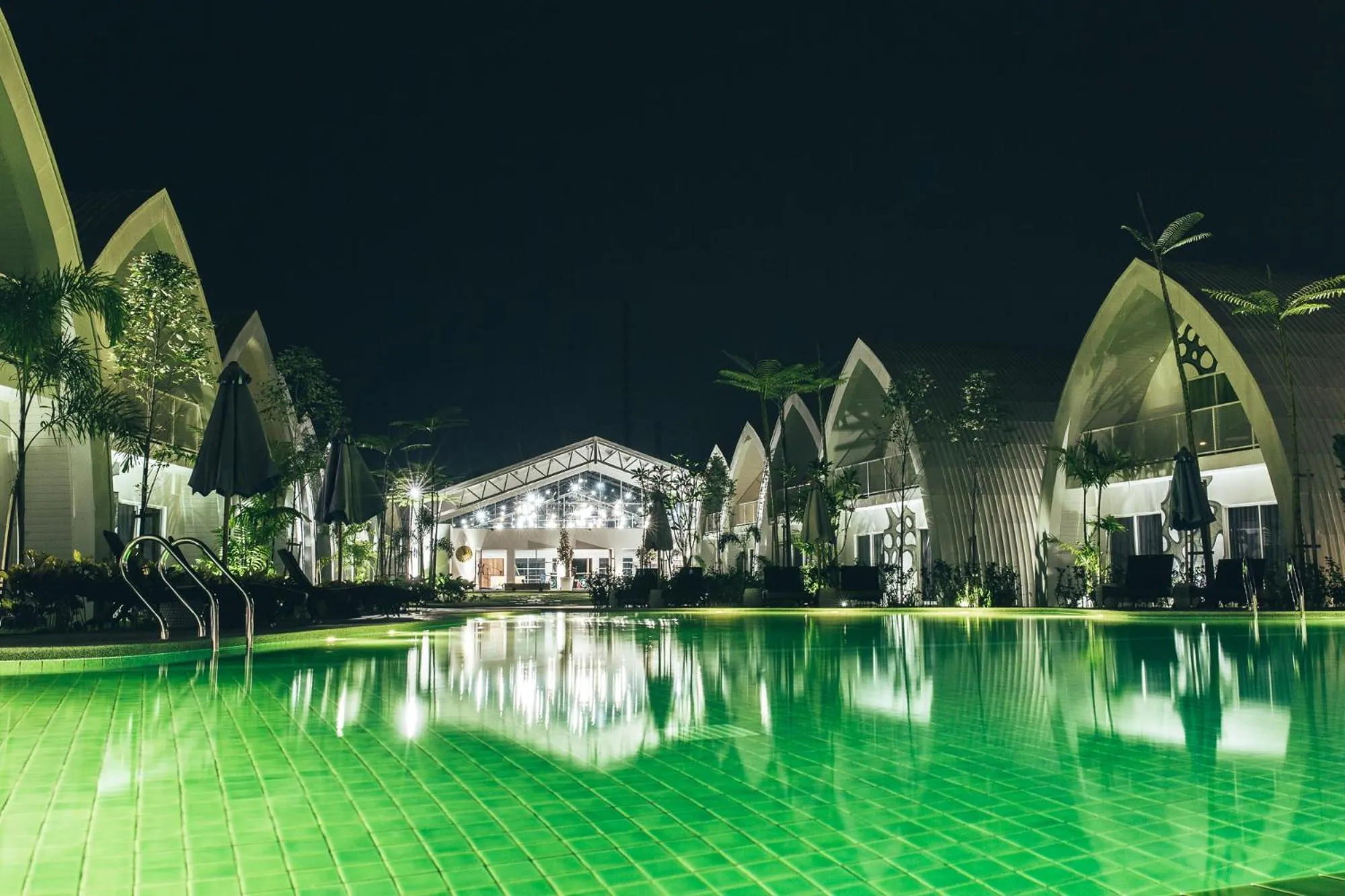 Night in Dash Box Hotel Cyberjaya